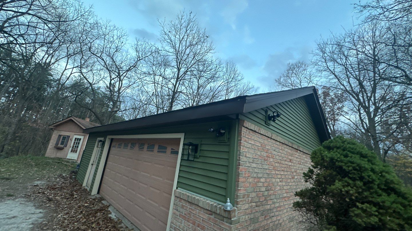Siding Replacement using CertainTeed Restoration Classis D4 by 180 Contractors