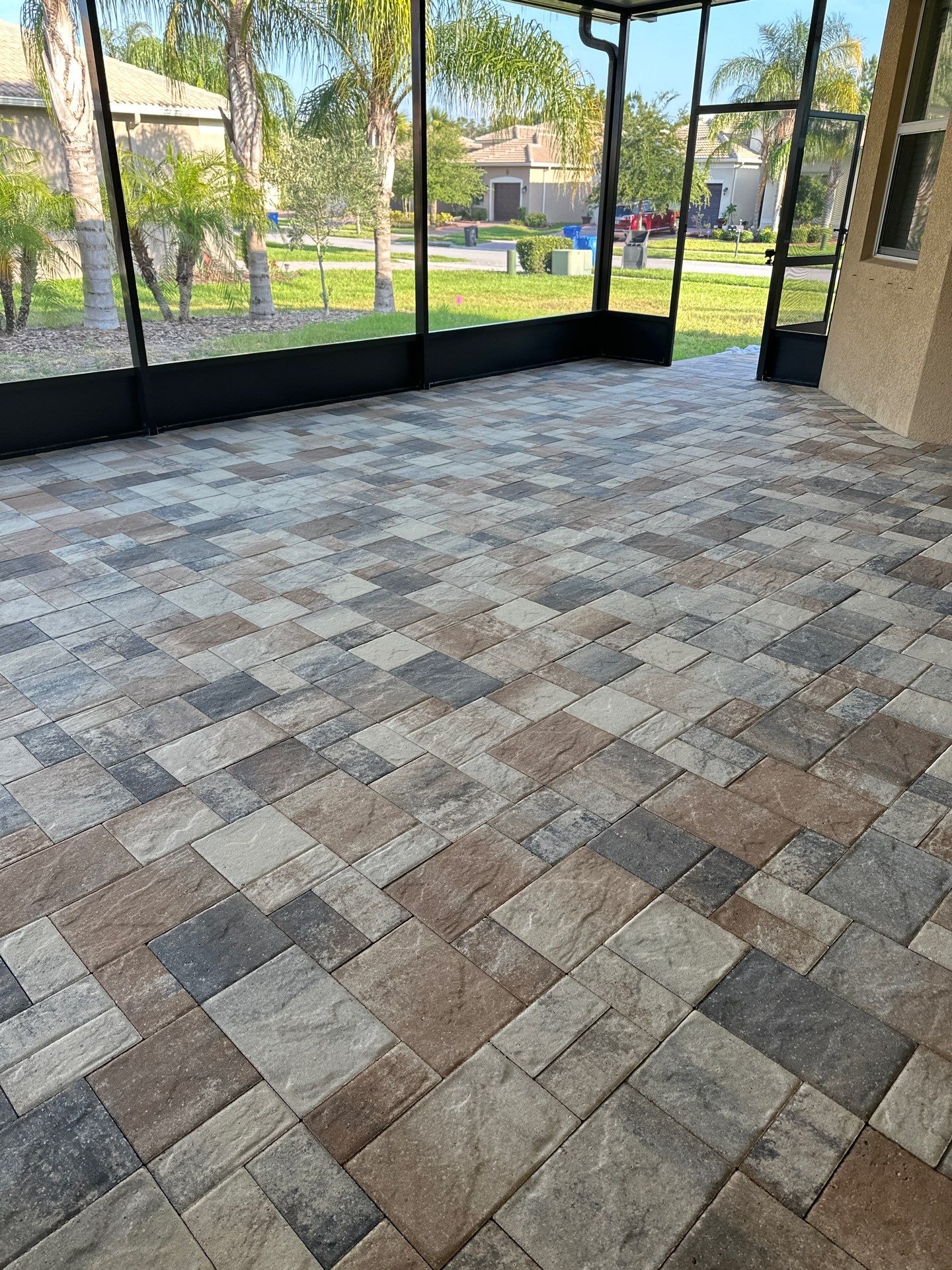 Paver Cleaning and Sealing in Wimauma Valencia Lakes by Supreme Paver Experts