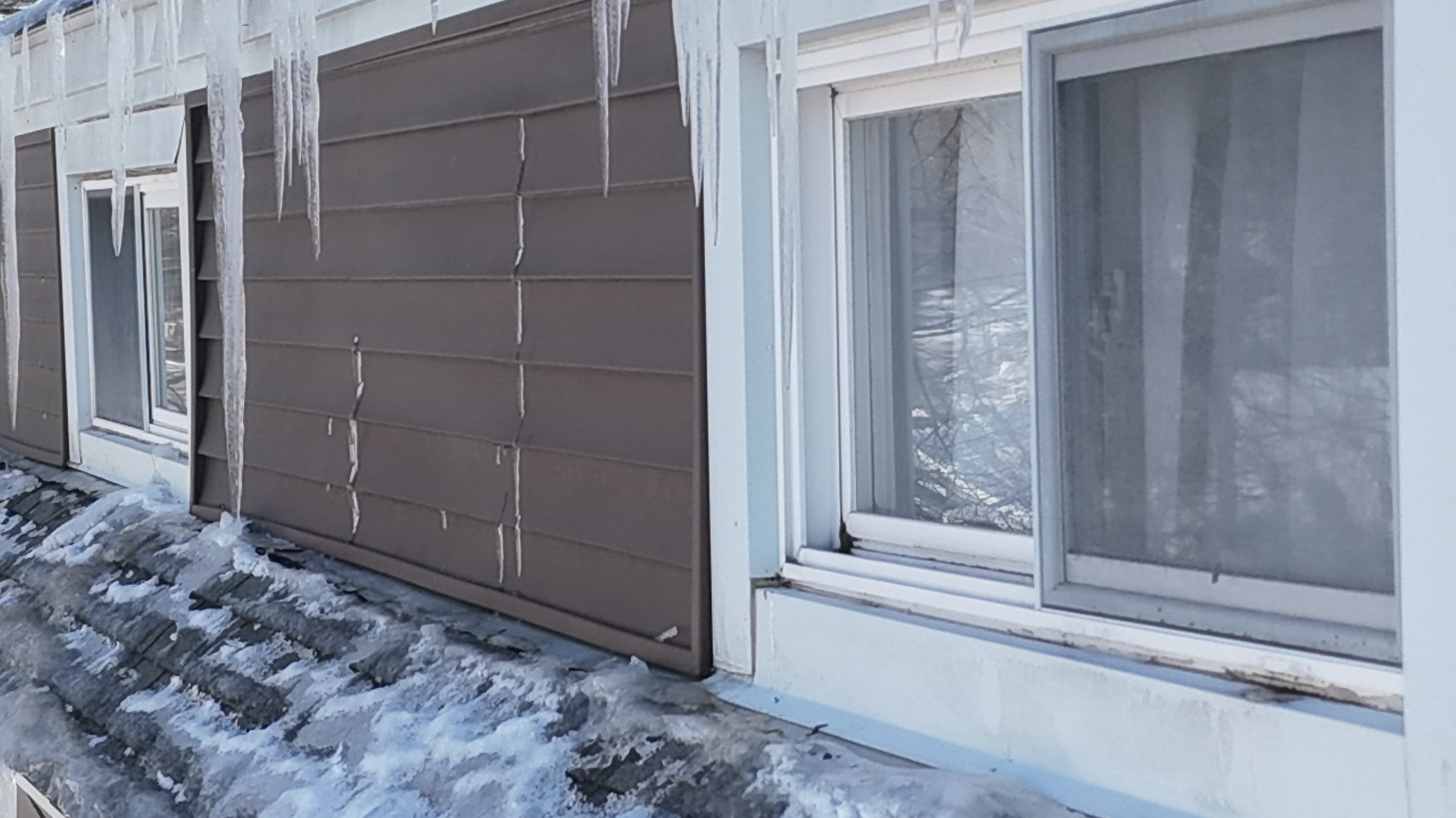 Home Inspection | Ice Dams by Mighty Dog Roofing of Greater Middlesex County