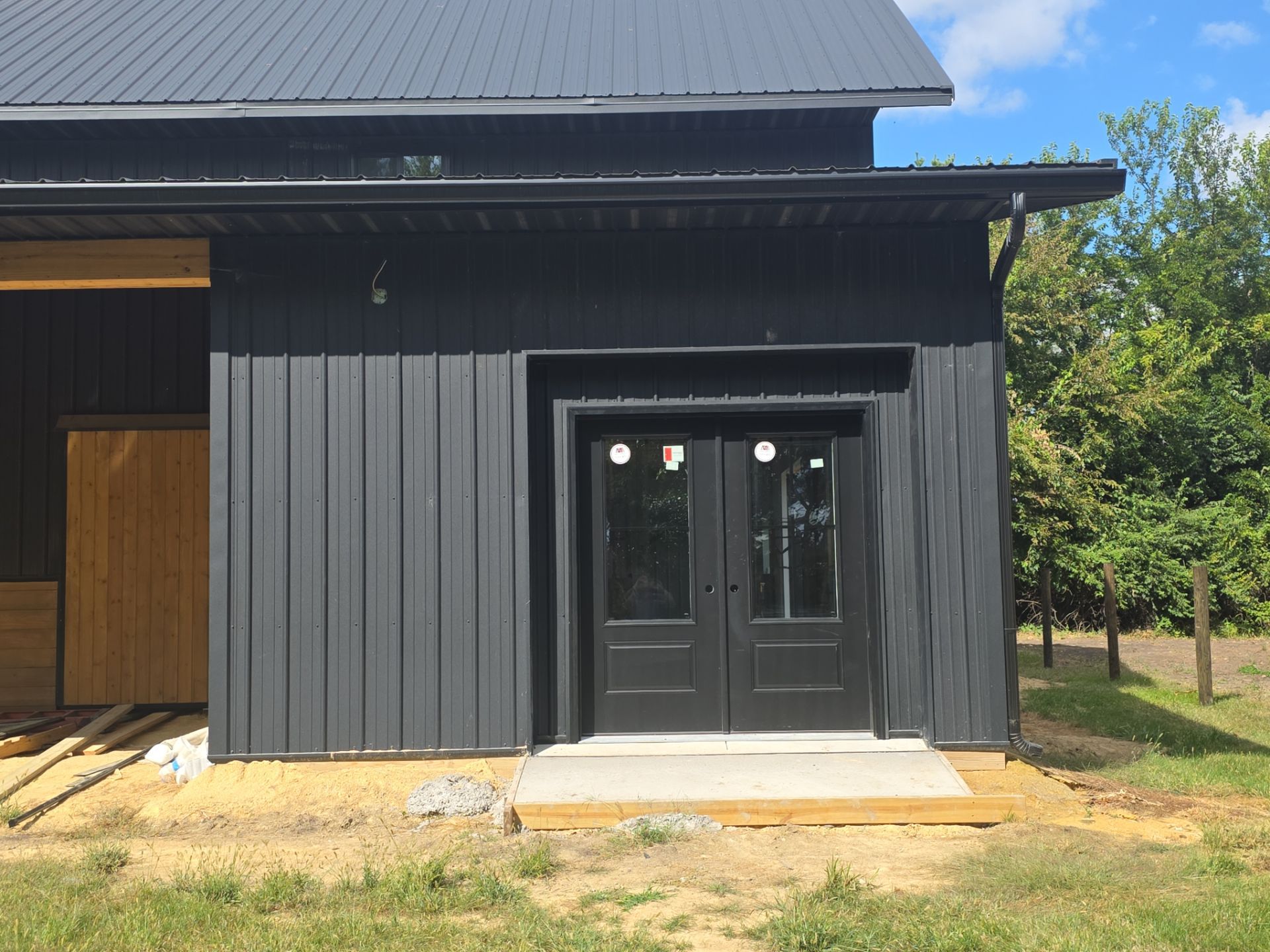  Horse stables by Miles Construction 