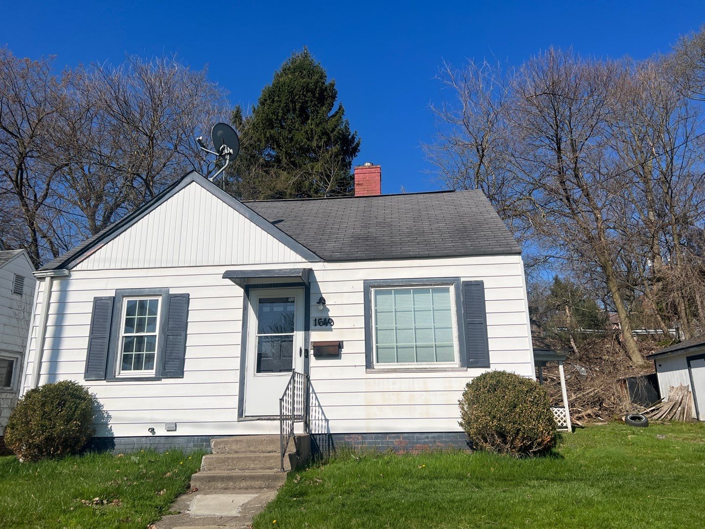 Chris Lowry by Silver Leaf Contracting 