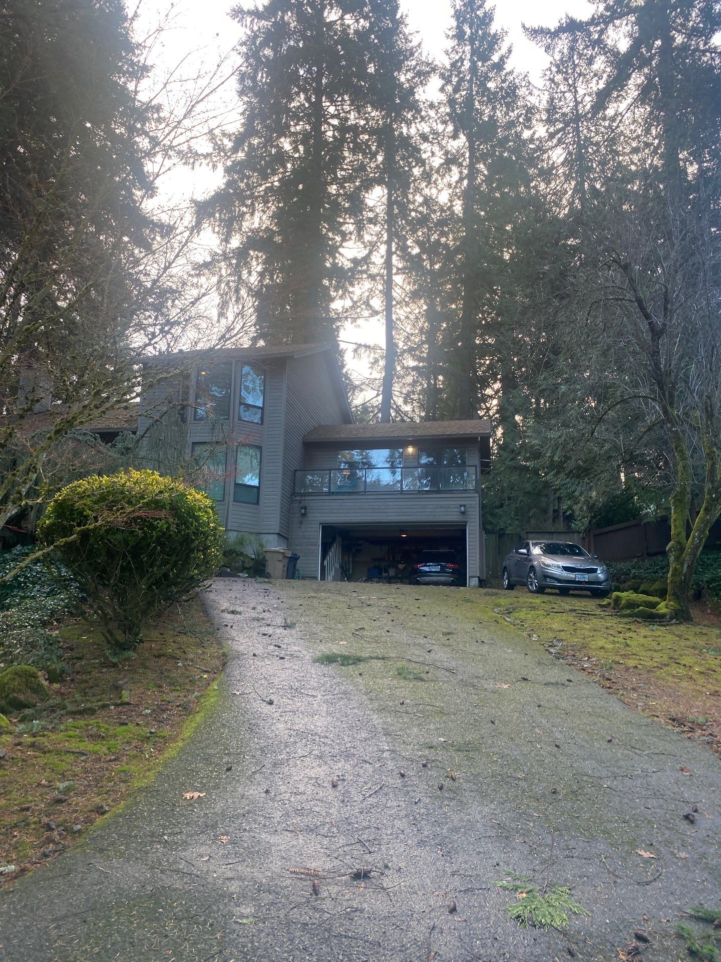 House cleaning in Lake Oswego by Cloud 9 Professional Cleaning Services