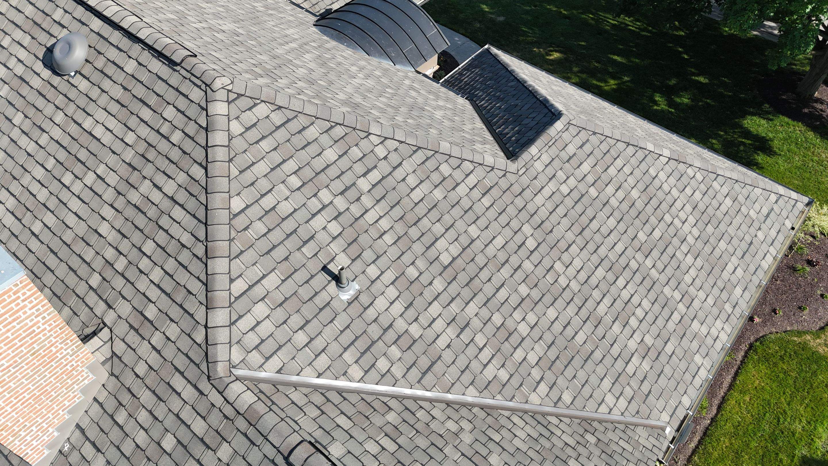 Certainteed Grand Manor Weathered Wood by Assured Restoration