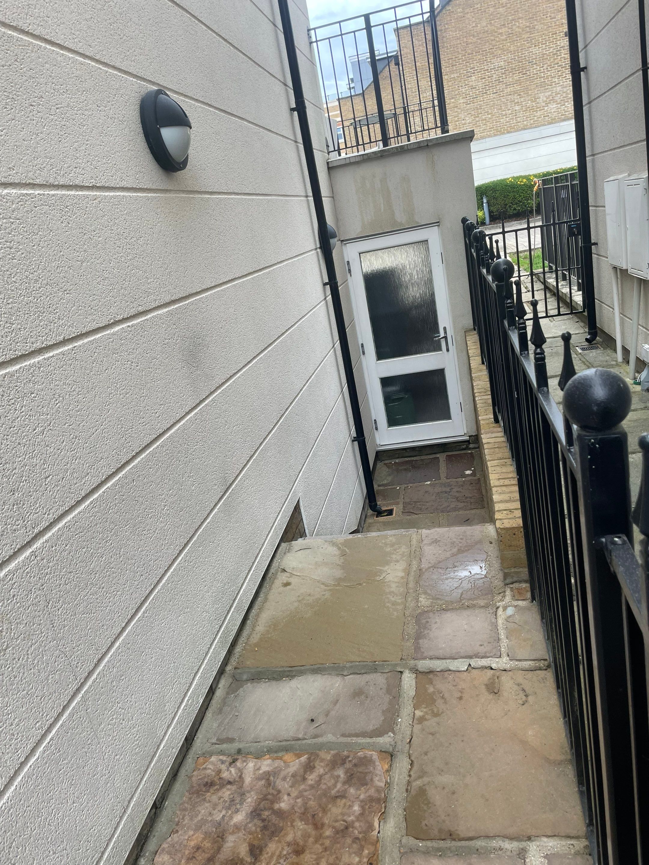 Exterior Clean using Mosmatic Flat Surface Cleaner by Ges Exterior Cleaning ltd