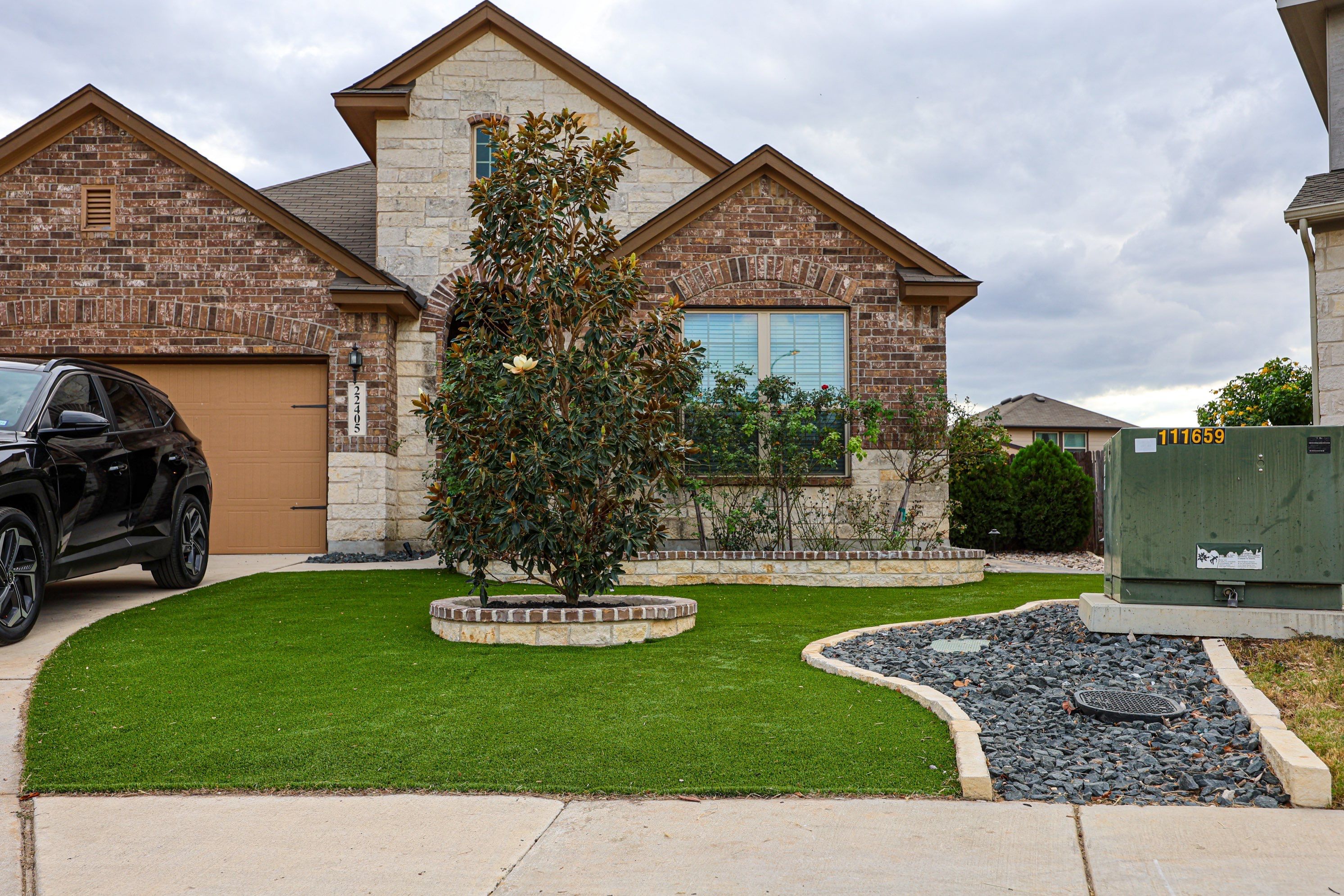 Wortham Oaks - San Antonio, TX by Hole In One Lawns, LLC