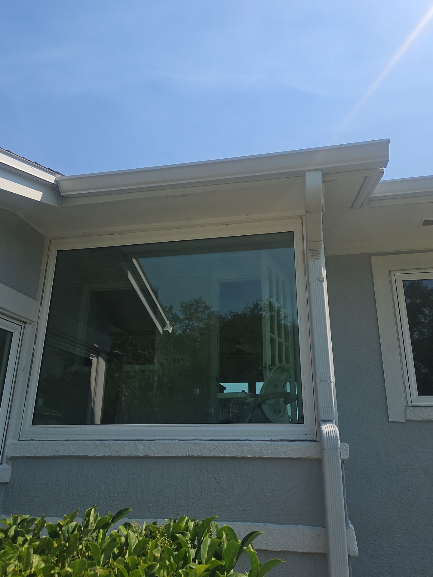Cleaning Gutters in Sarasota FL by Gutter Professors