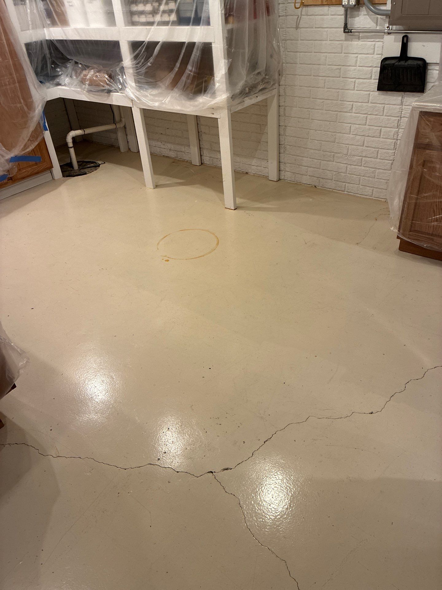 Full Residential Garage Floor Coating in Des Moines by Revival Concrete Coatings