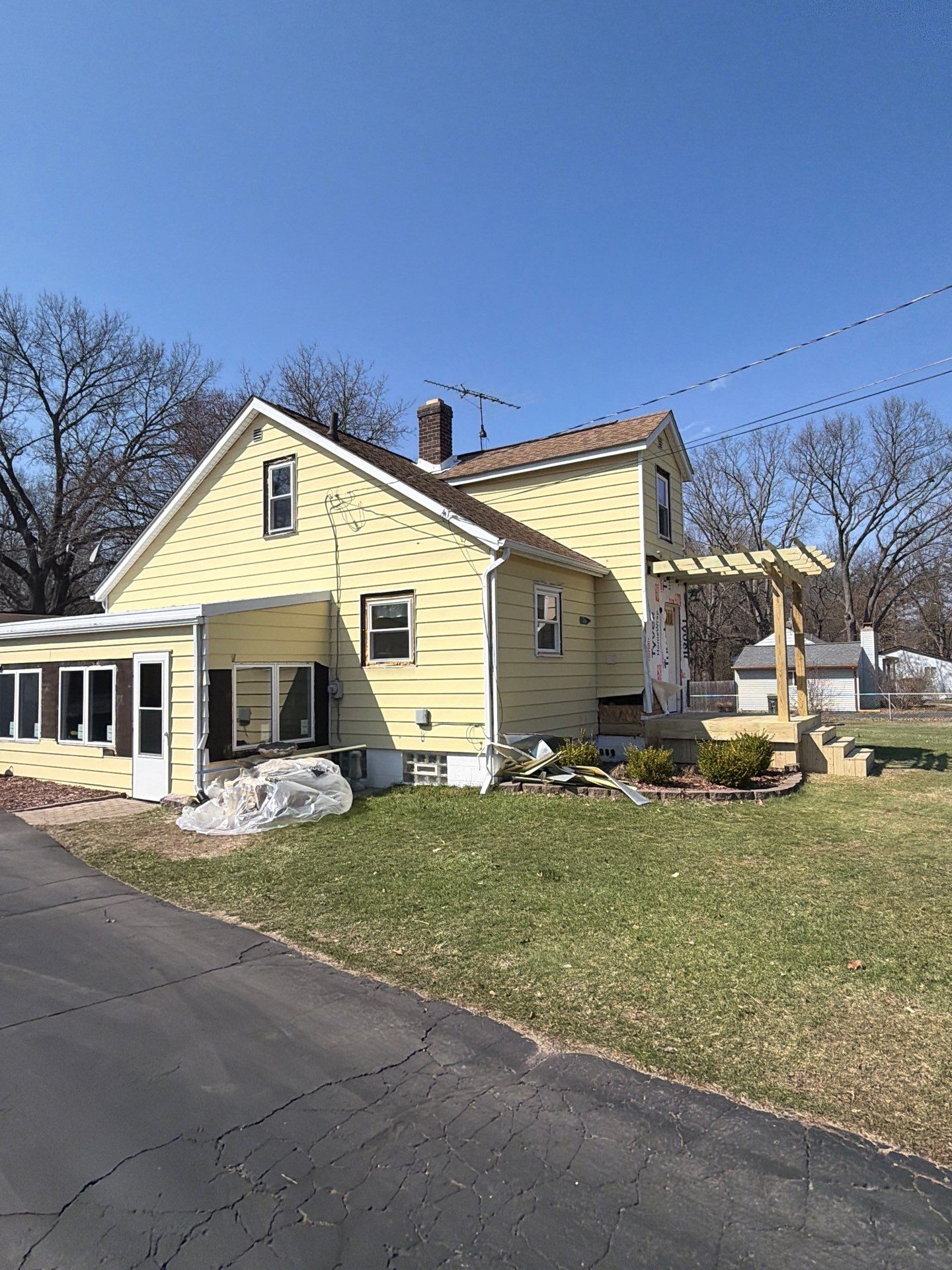 Roof Replacement using Owens Corning Duration Flex by 180 Contractors