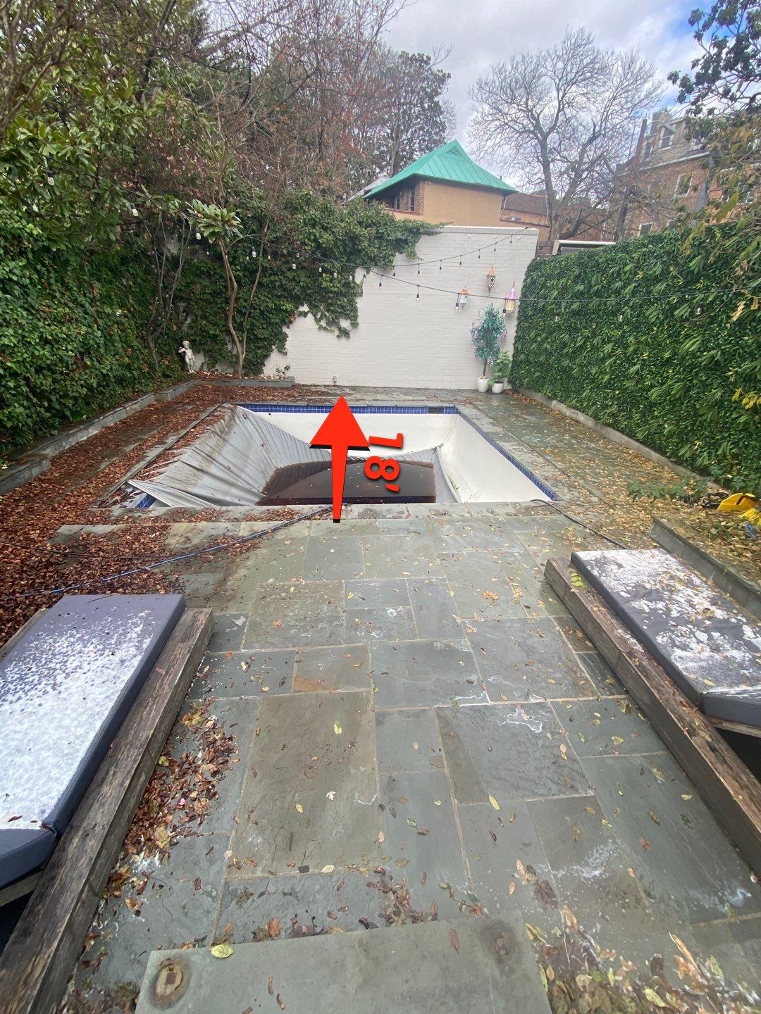 Automatic deking pool cover  by Jesus Master Handyman LLC 