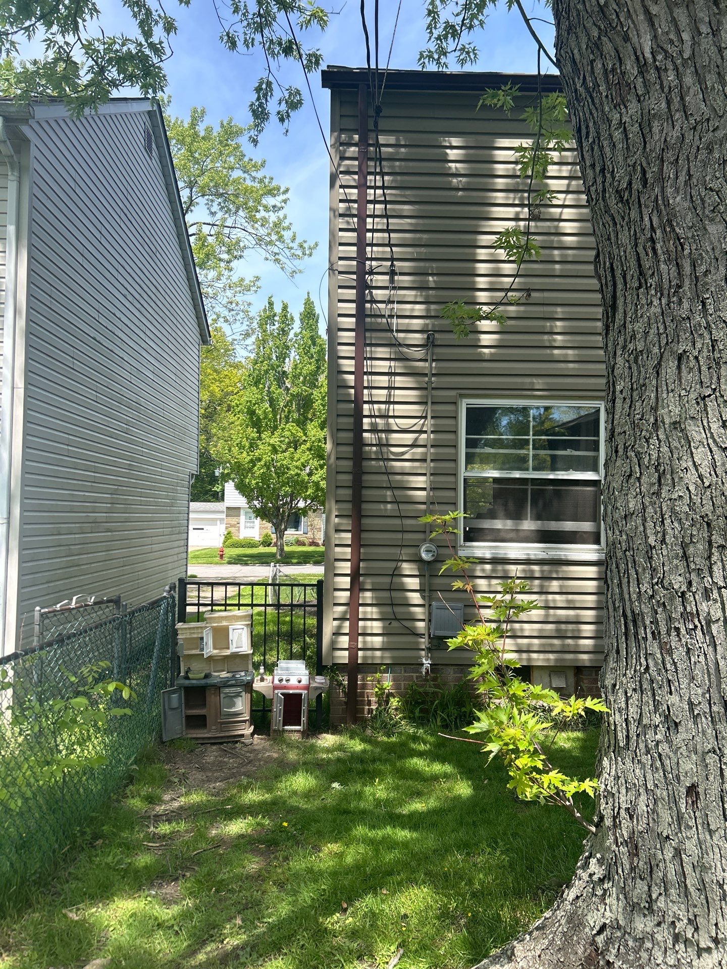 Lyndhurst Roof & Gutter Replacement by Atlas Roofing & Restoration