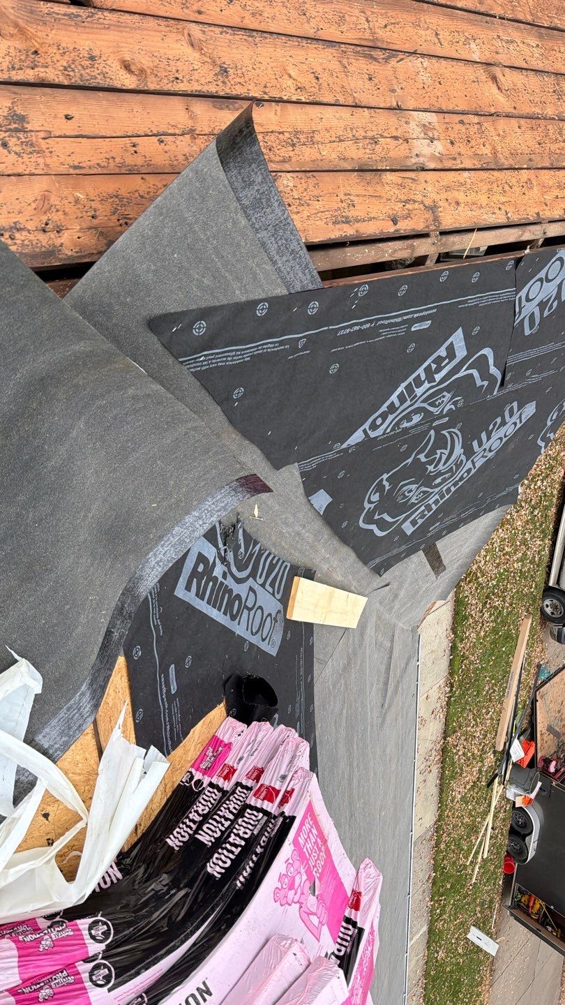 Roof Replacement using Owens Corning Onyx Black by 180 Contractors