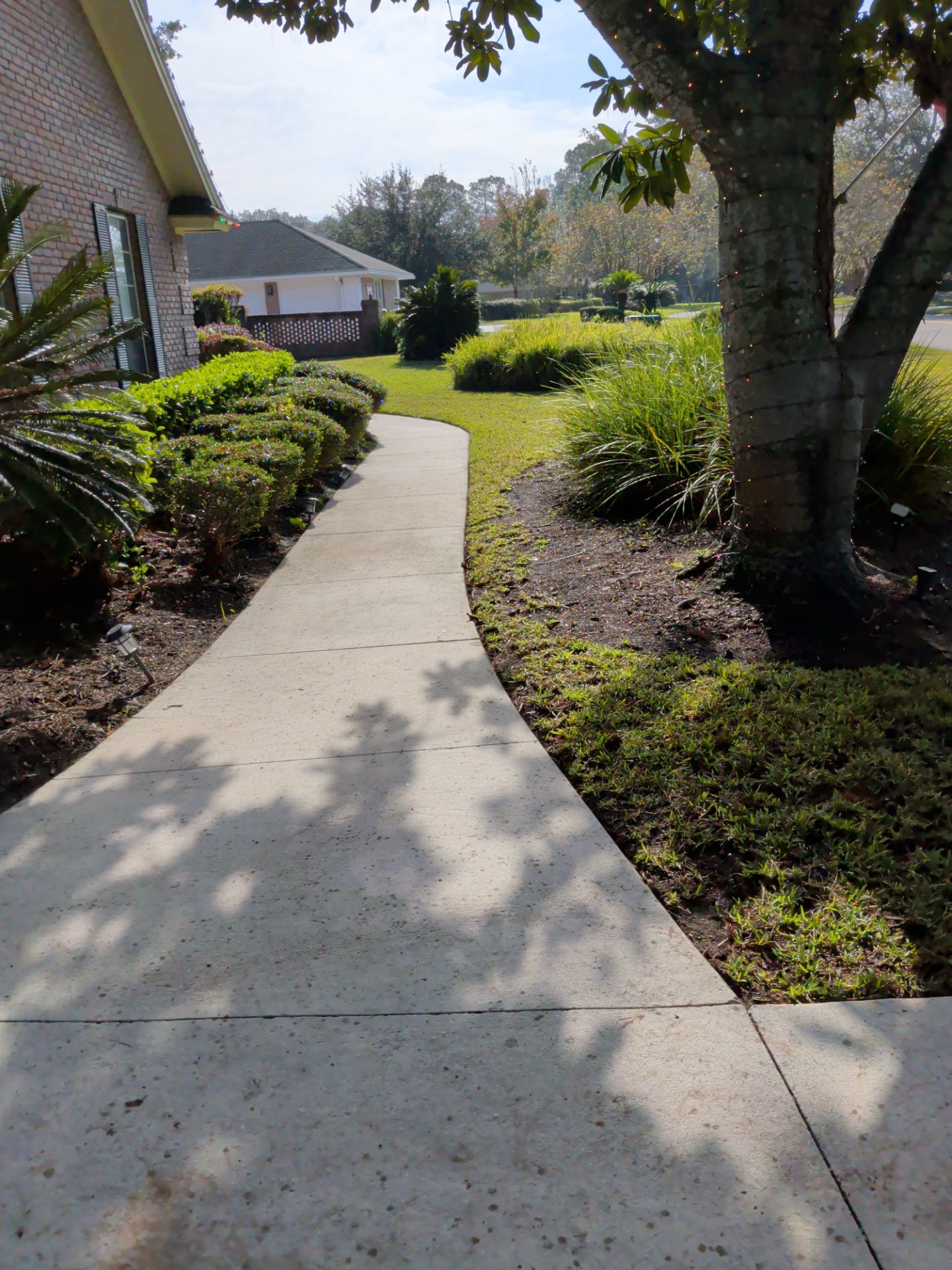Estate Lawn Care & Grounds Maintenance — Baymeadows, Jacksonville by Harmoni Home Services