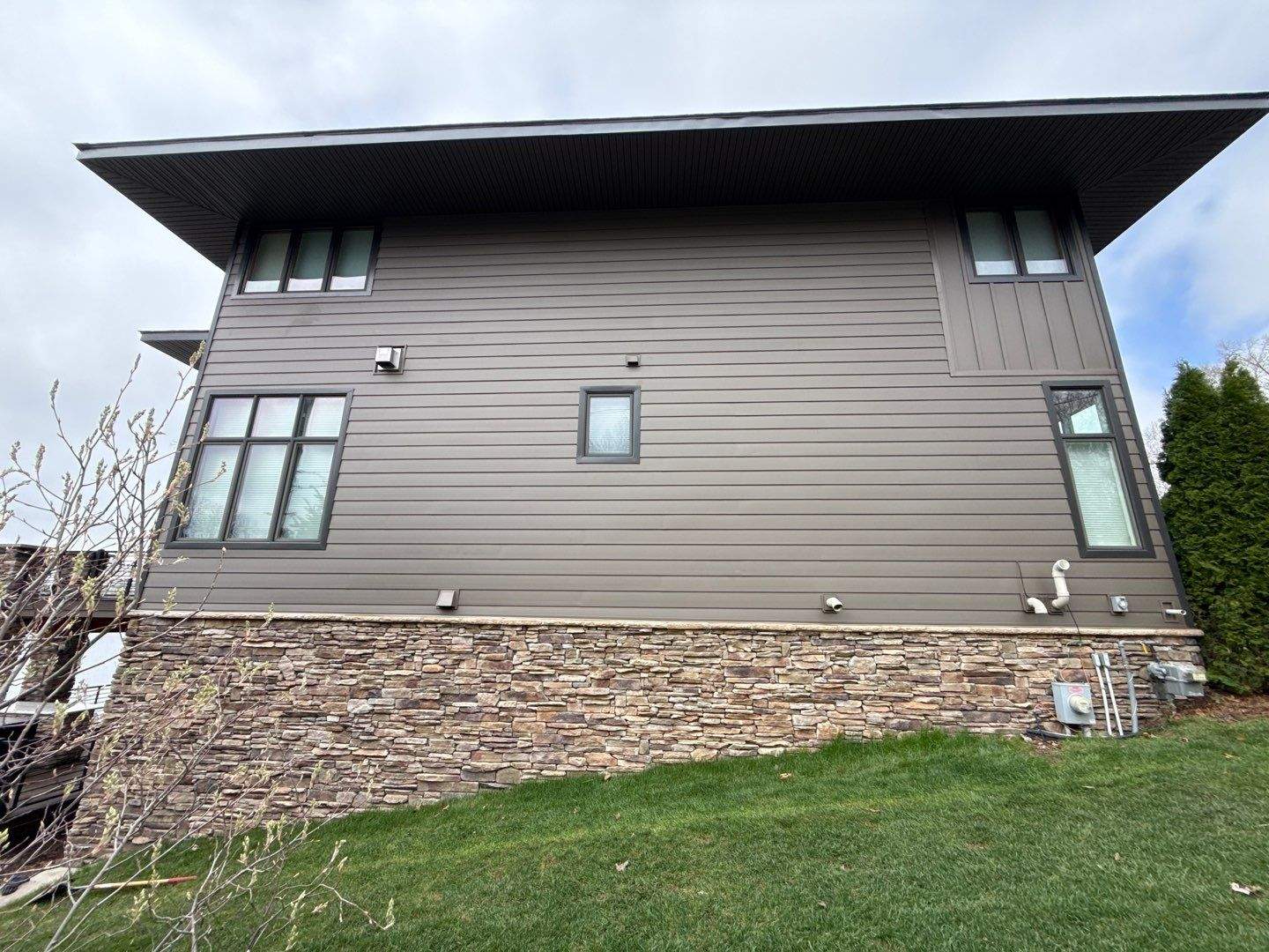 Siding Replacement using Ascend by 180 Contractors