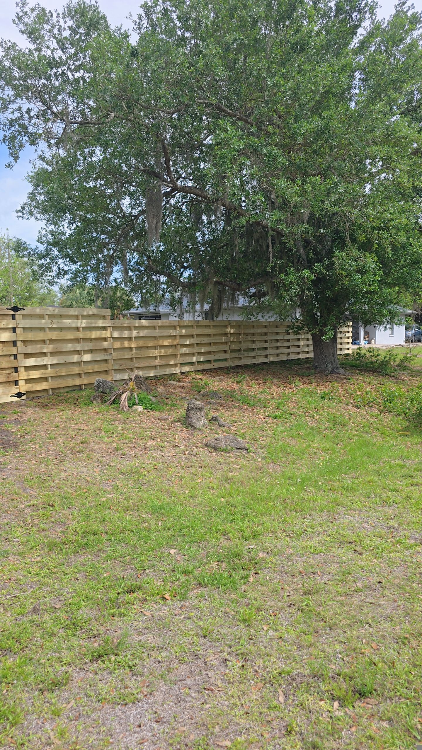 Horizontal Shadowbox Fence in Port Charlotte by True Fence LLC