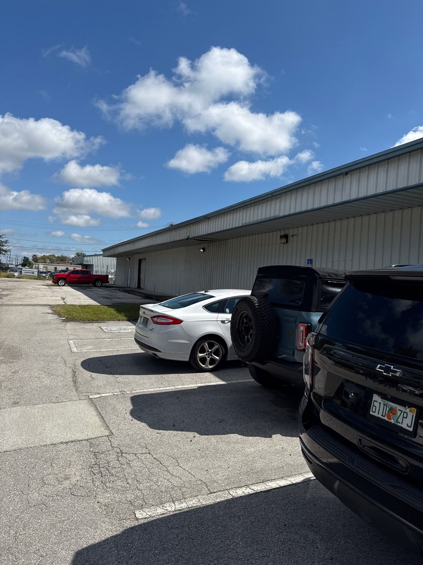 Clean Gutters and Seal Seams in Lakeland FL by Gutter Professors