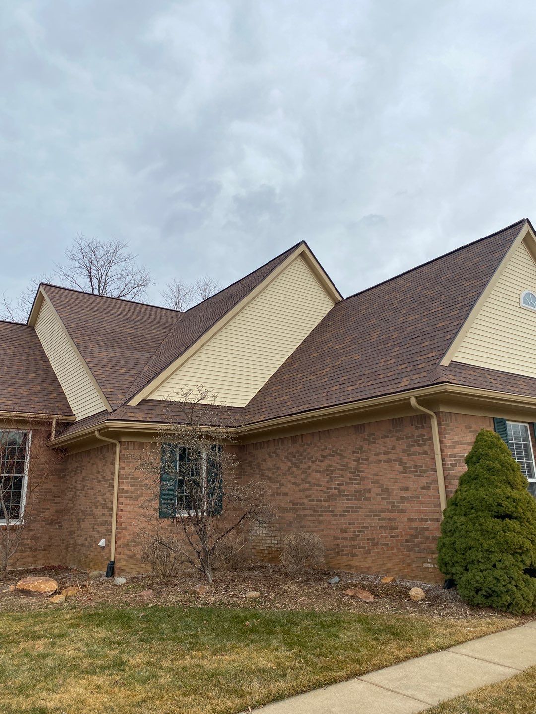 Roof Replacement using Owens Corning by 180 Contractors