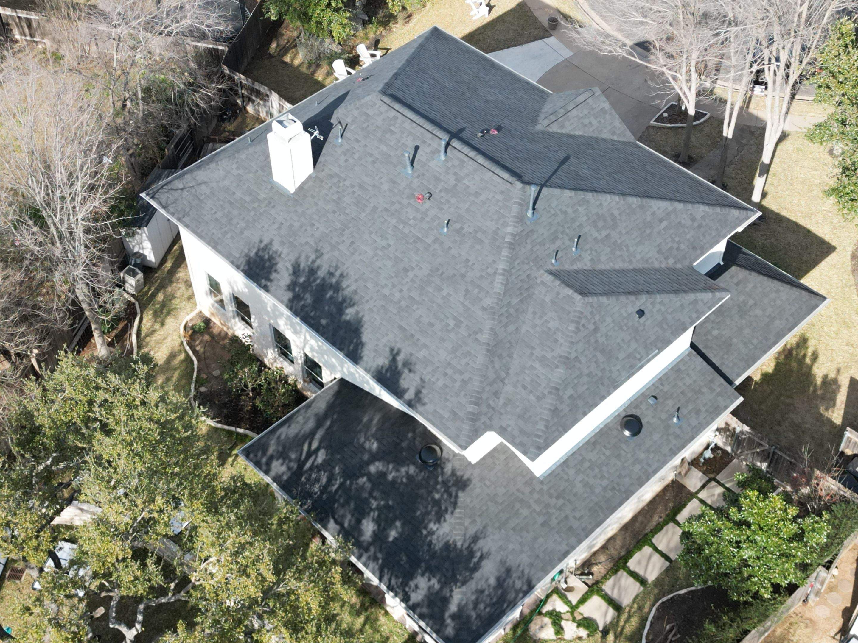 Brilliant Black - Malarkey Highlander by RoofsOnly.com