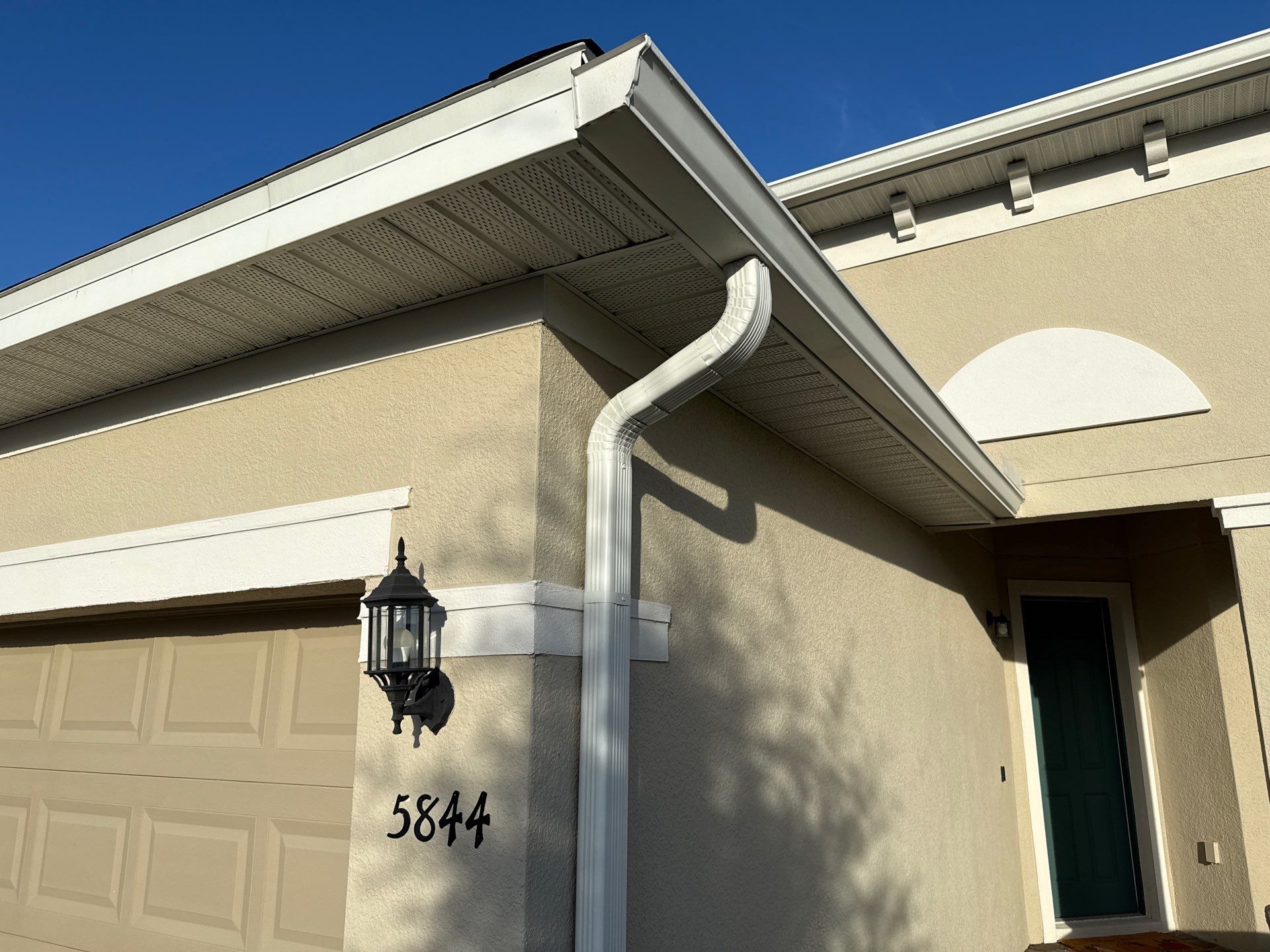 Complete House Wash, Driveway & Lanai Cleaning – Trevesta, Palmetto FL by Sunshine AquaWash