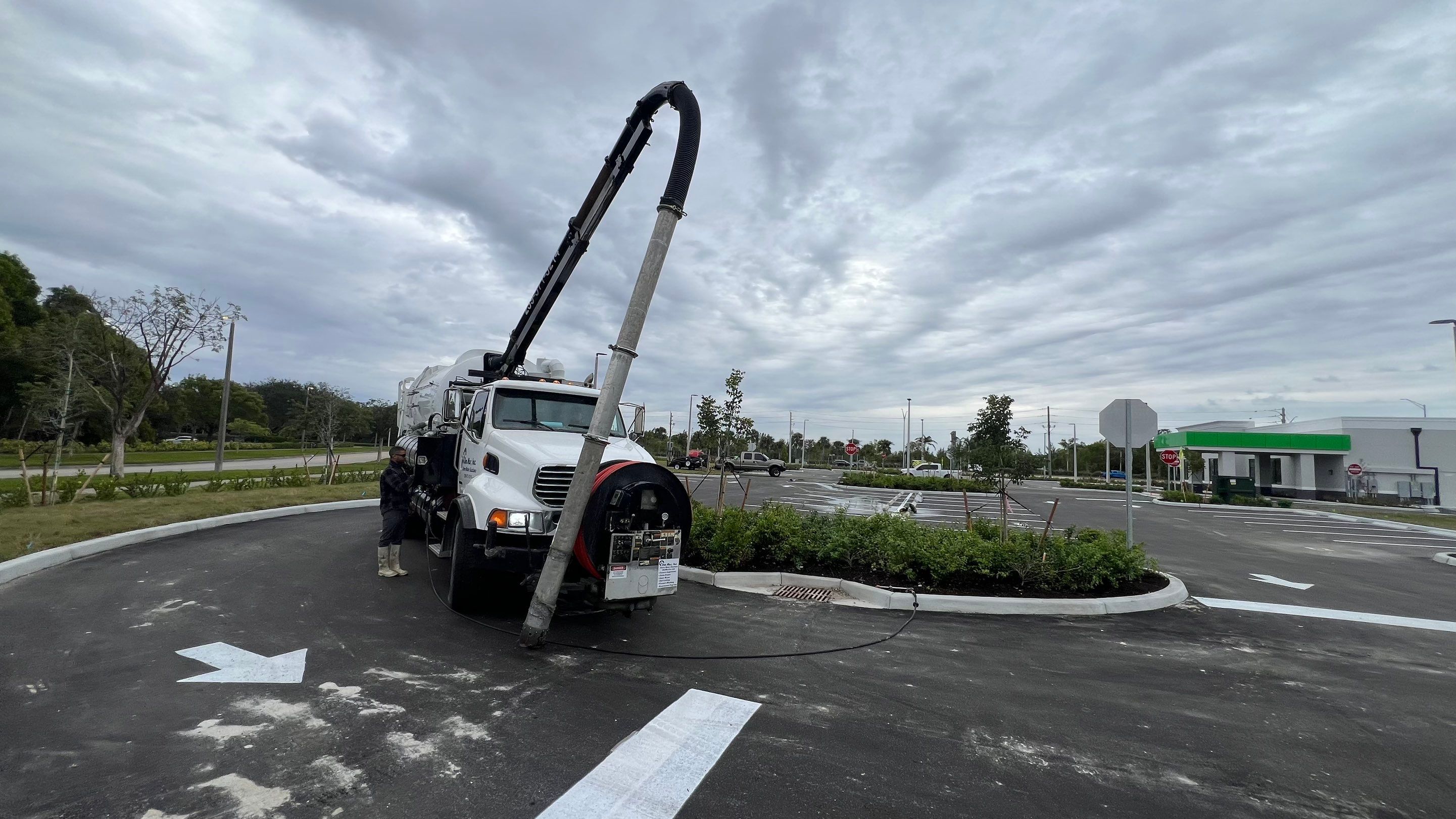New Construction Commercial Parcel Stormwater System Cleaning by APS Power & Water