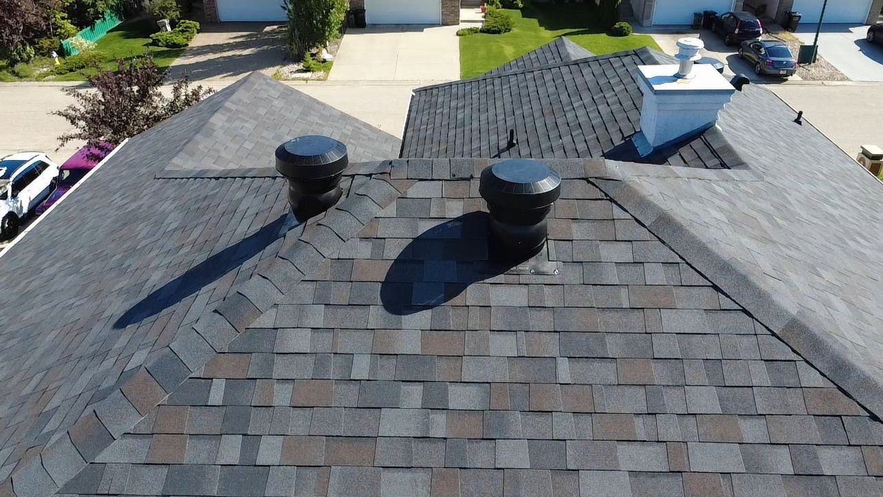 Black Oak on Malarkey Vista by 2thetop Roofing