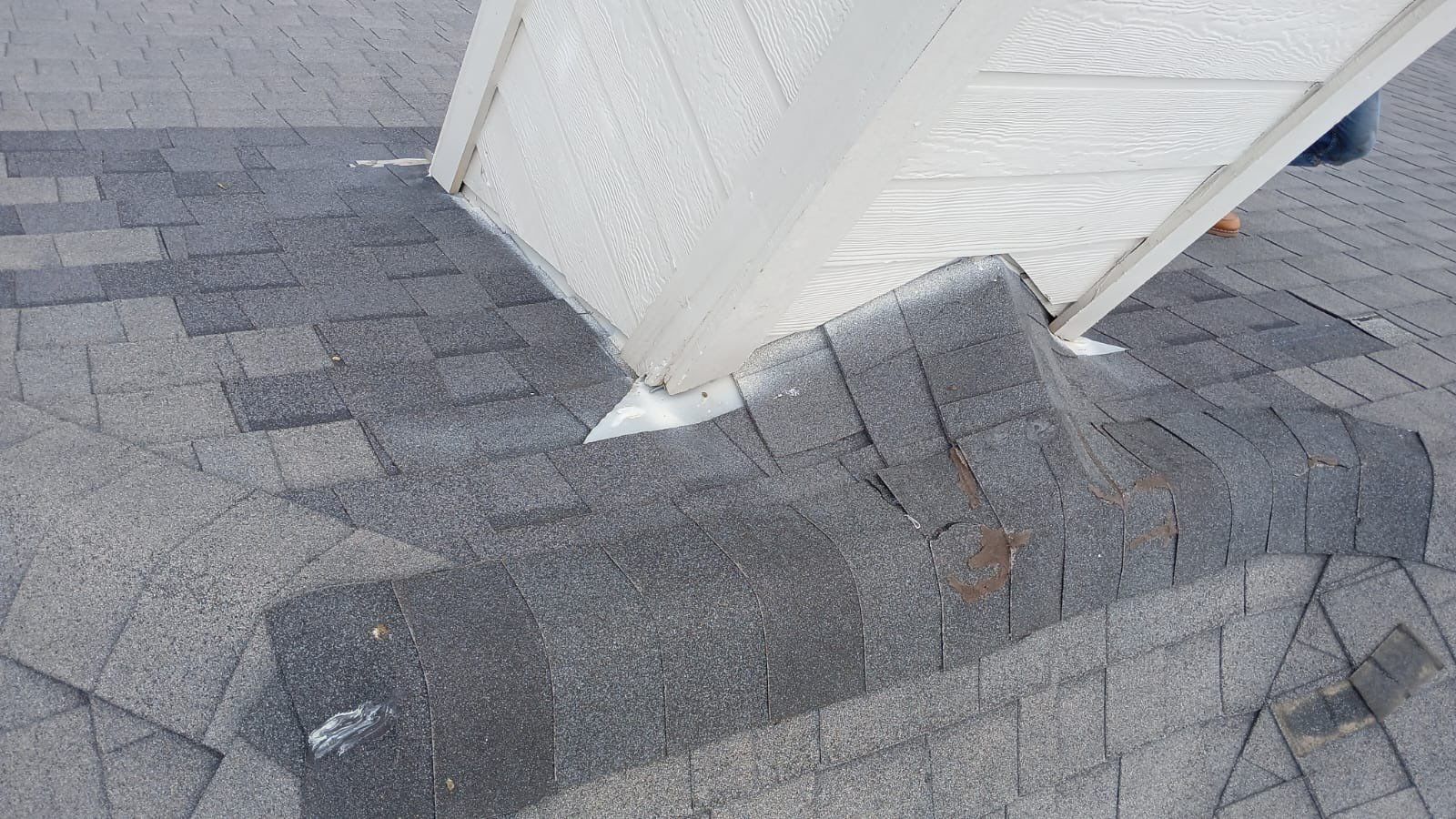 Hail Damage using Owen's Corning Duration (Lifetime) Shingles by Roof Repair Company