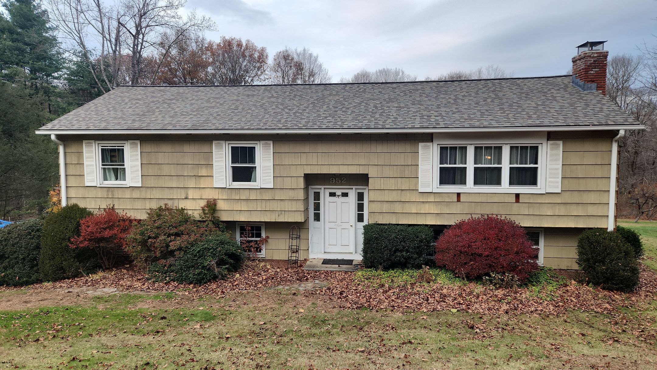Striking siding update with Cert. Monogram D/4 x 12'6" clapboard, Deep Mineral by DiGiorgi Roofing and Siding Inc