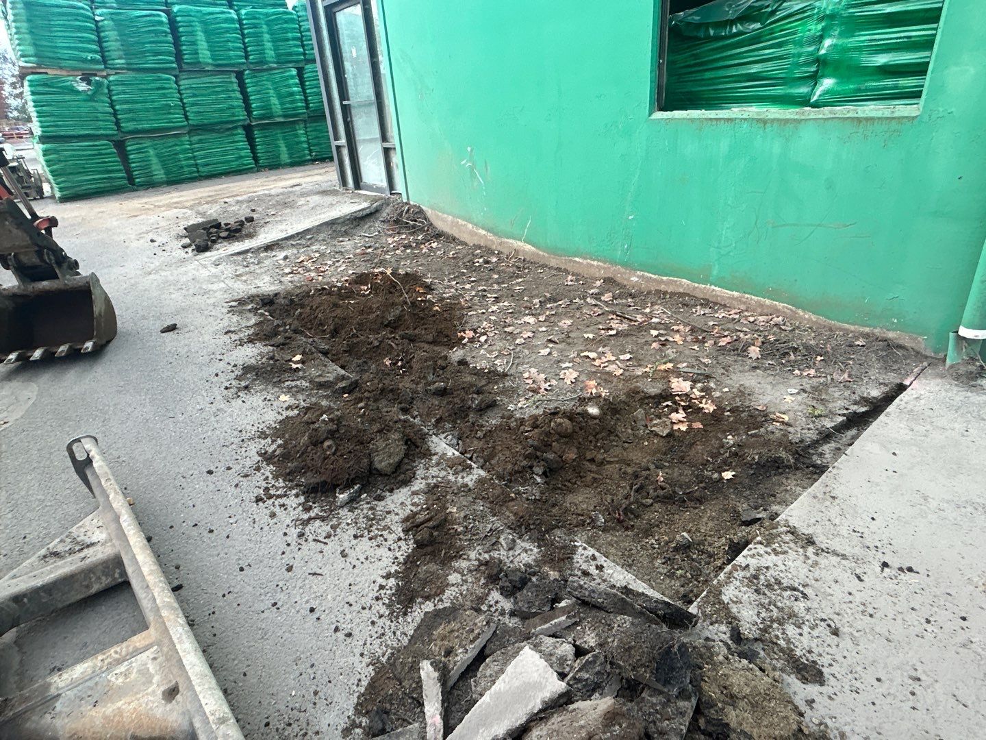 Scott's Miracle Grow | Asphalt Driveway Repair  by Jireh Asphalt & Concrete Inc 