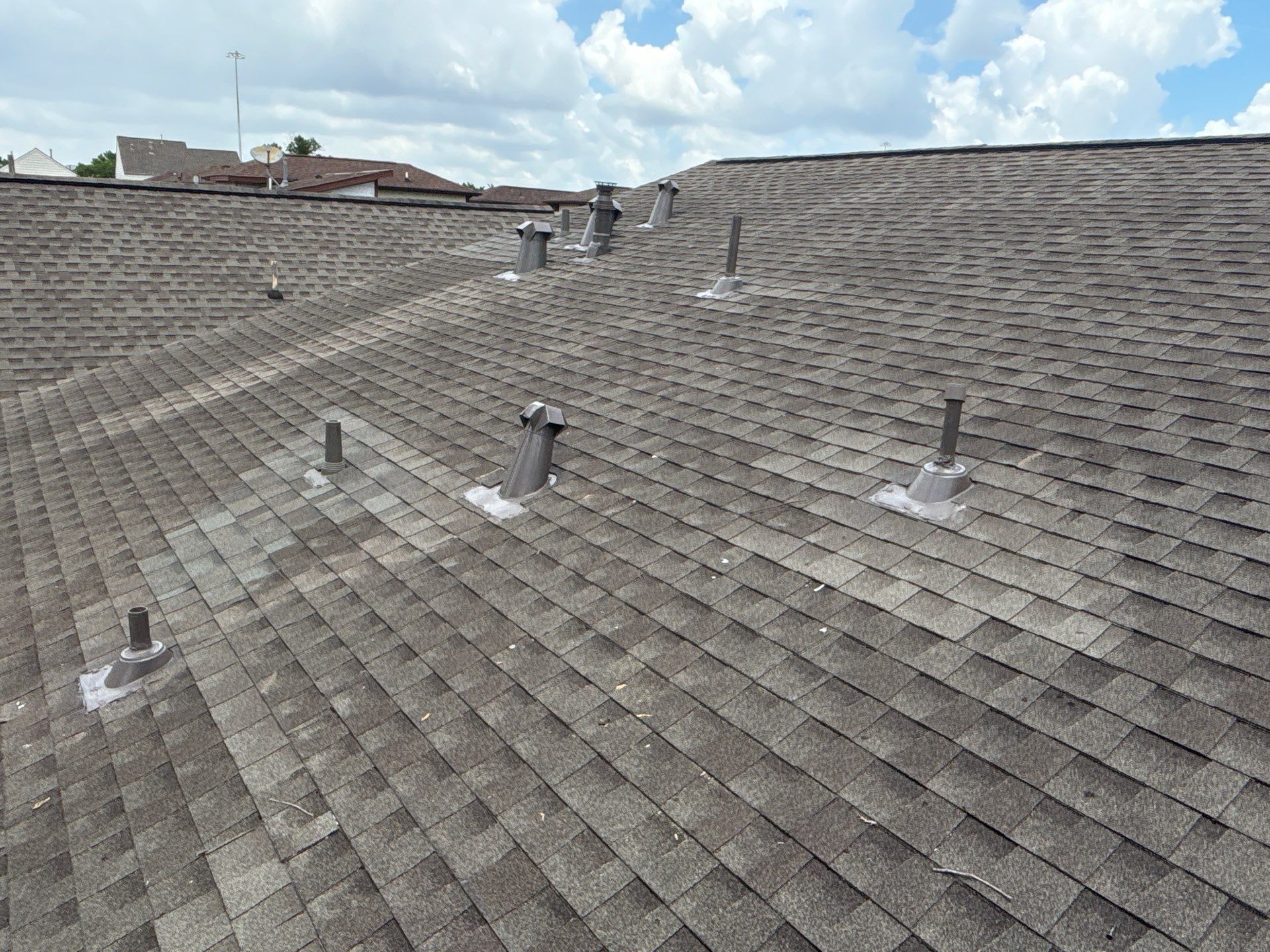 Hail Damage using Owen's Corning Duration (Lifetime) Shingles by Roof Repair Company