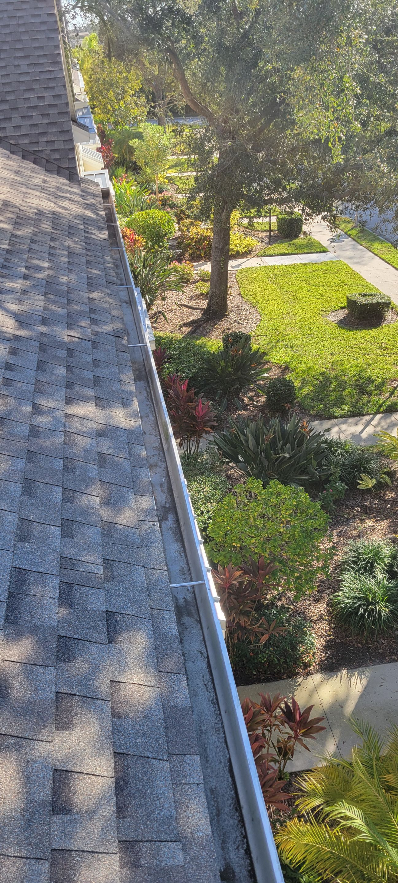 Gutter Cleaning Service in Fort Myers FL by Gutter Professors