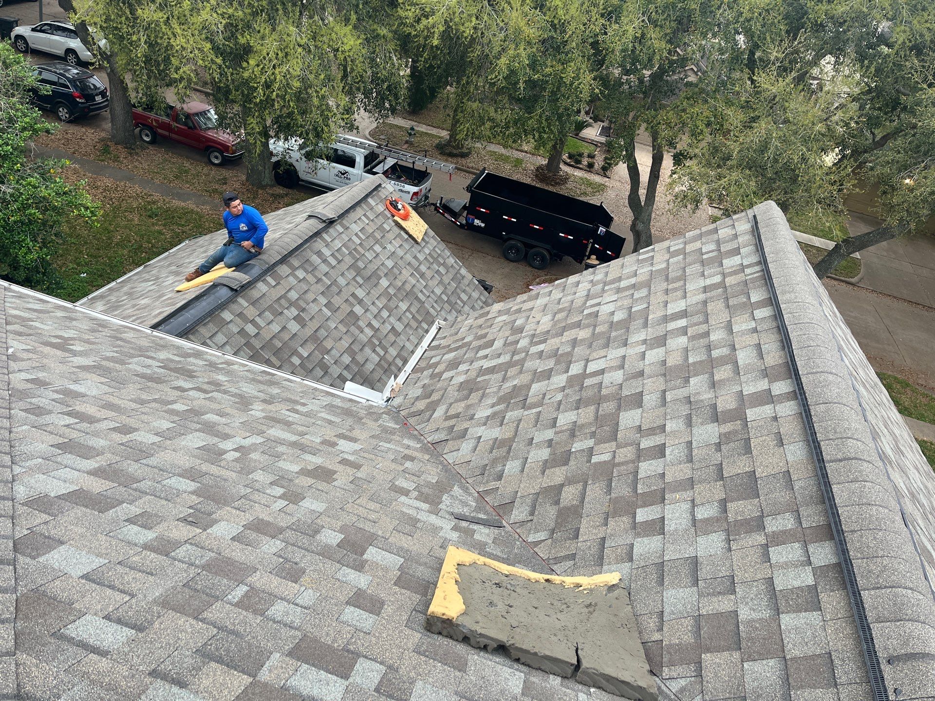 Residential Roofing Installation using Owen's Corning Duration (Lifetime) Shingles by Roof Repair Company
