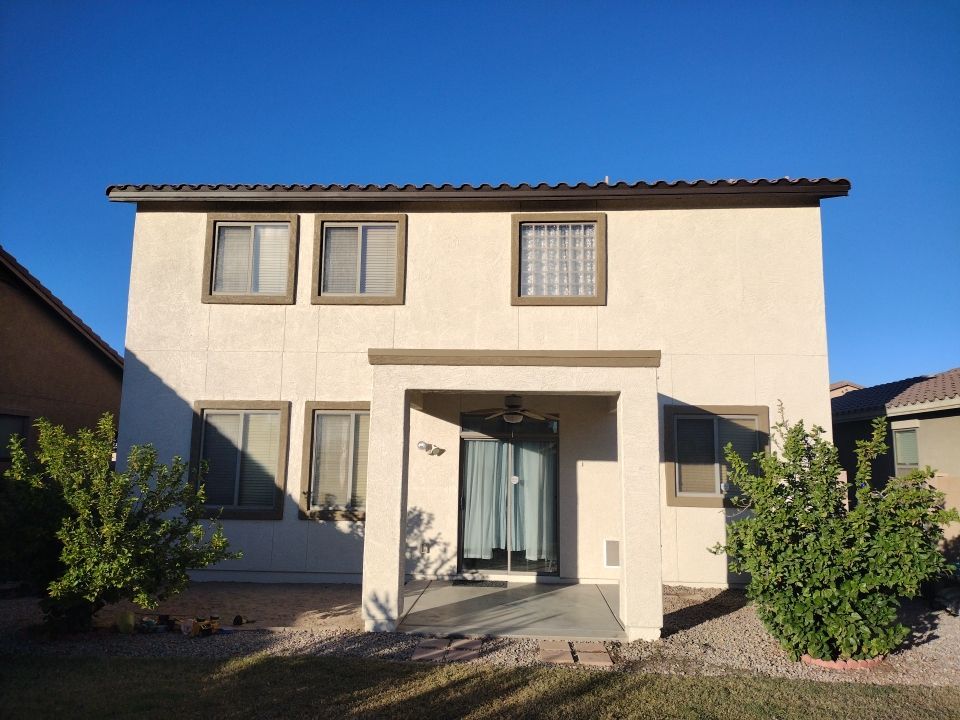Exterior Painting using Dunn-Edwards EVERSHIELD®  by Crash of Rhinos Painting & Garage Floors