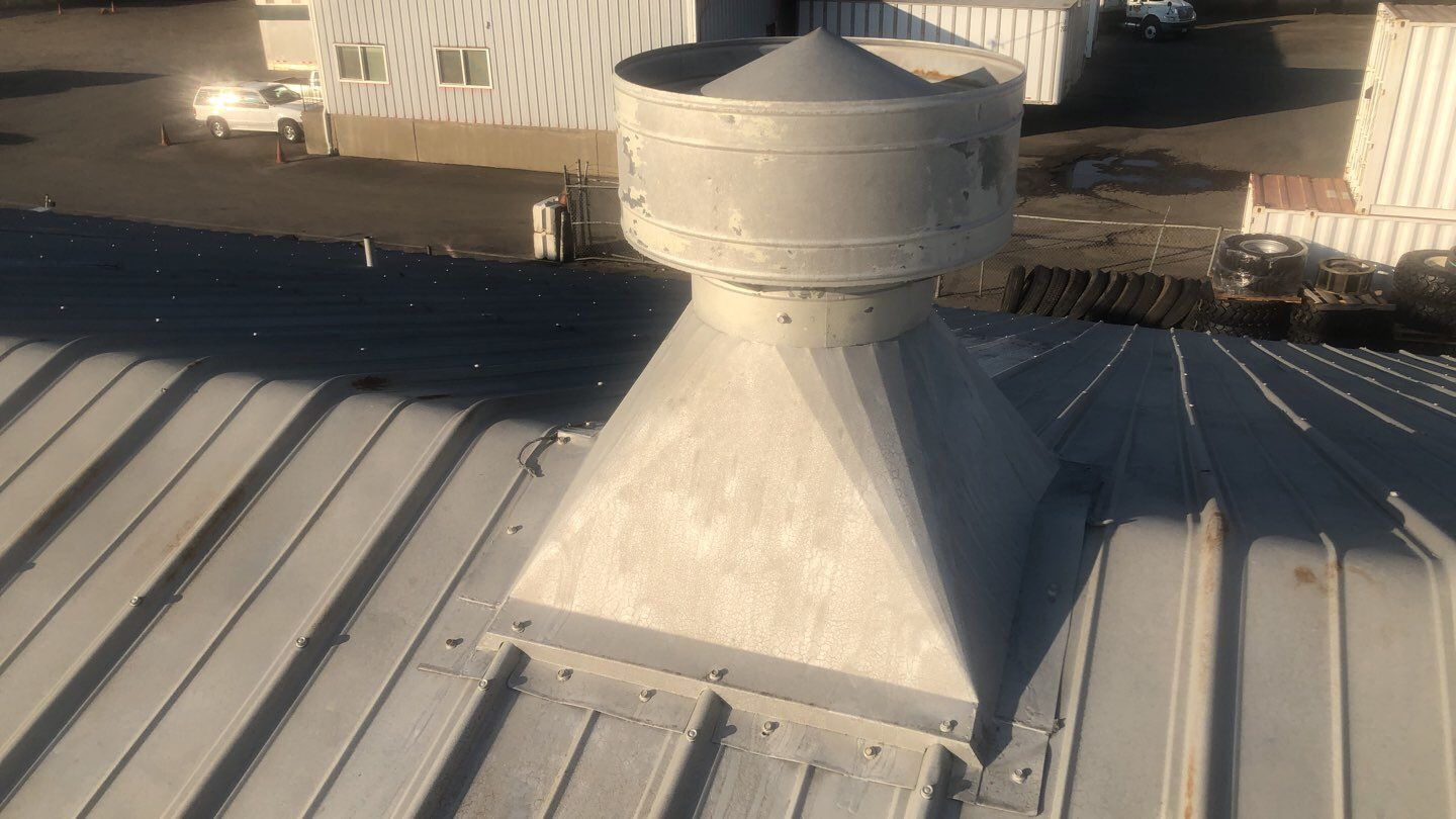 MR Roofing system using Conklin Benchmark/PUMA XL fabric and coating by Straight Edge Roofing Inc