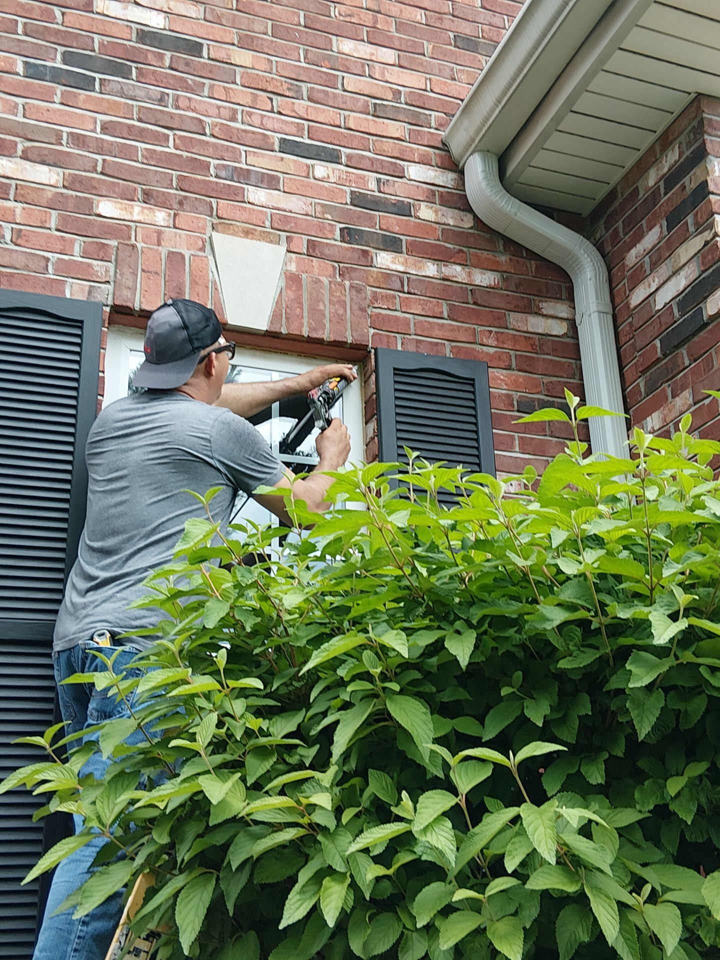 2nd-Story Exterior Trim Paint Repair – Chesterfield, MO by Legendary Services Company LLC.