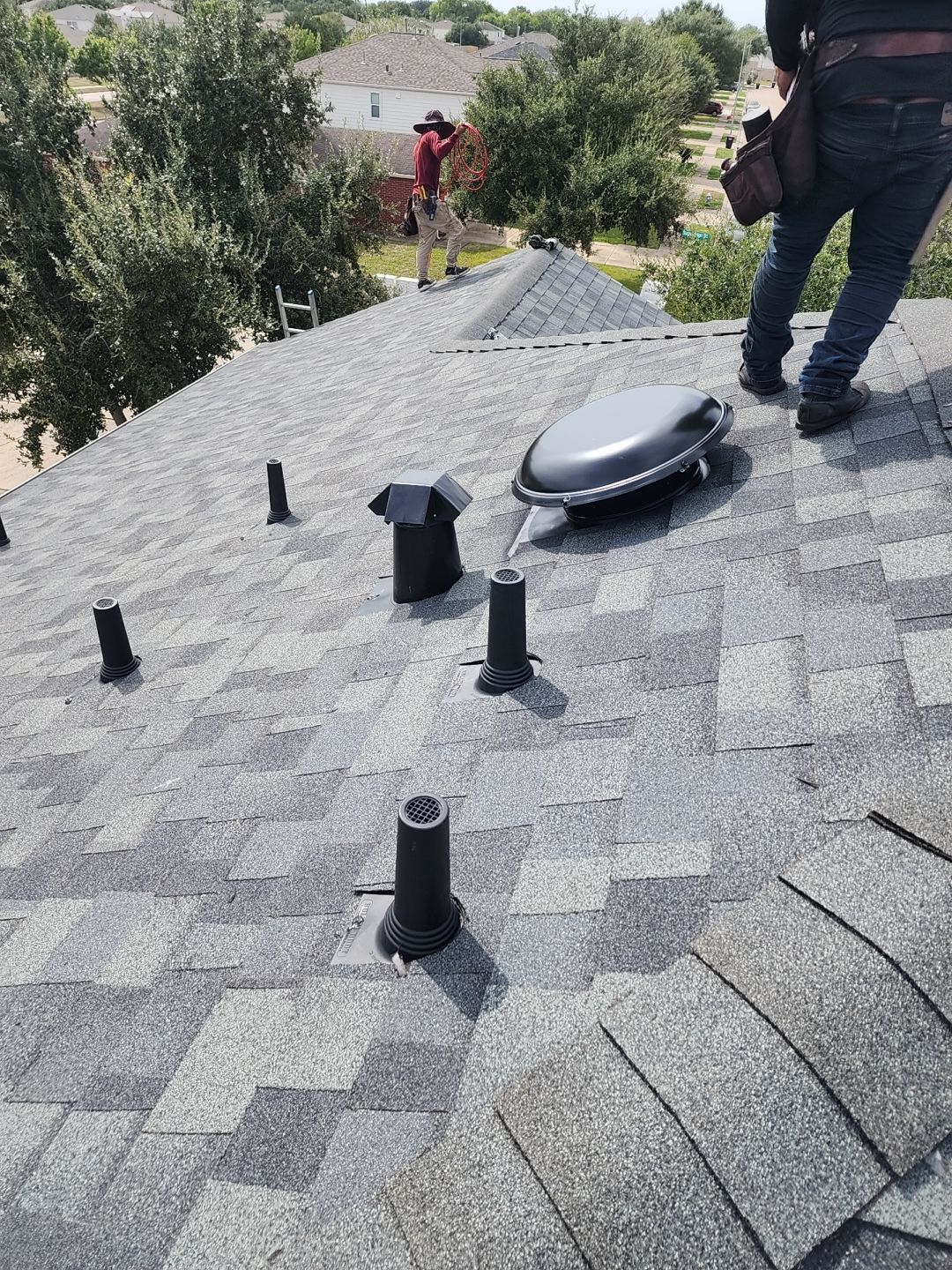 Residential Roofing Installation using Owen's Corning Duration (Lifetime) Shingles by Roof Repair Company