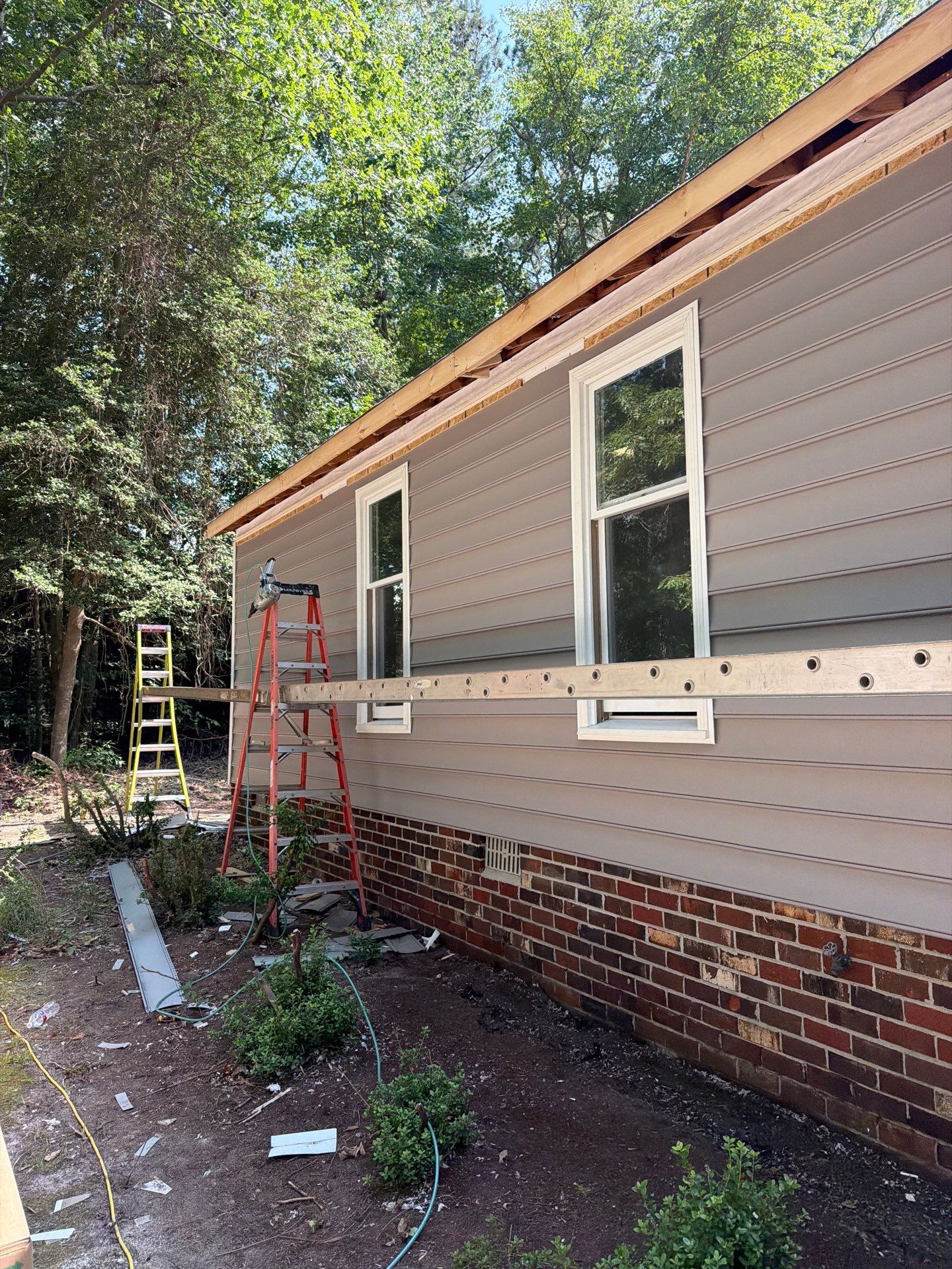 Siding Replacement and Structural Wood Rot Repairs in Mechanicsville by Cade Construction