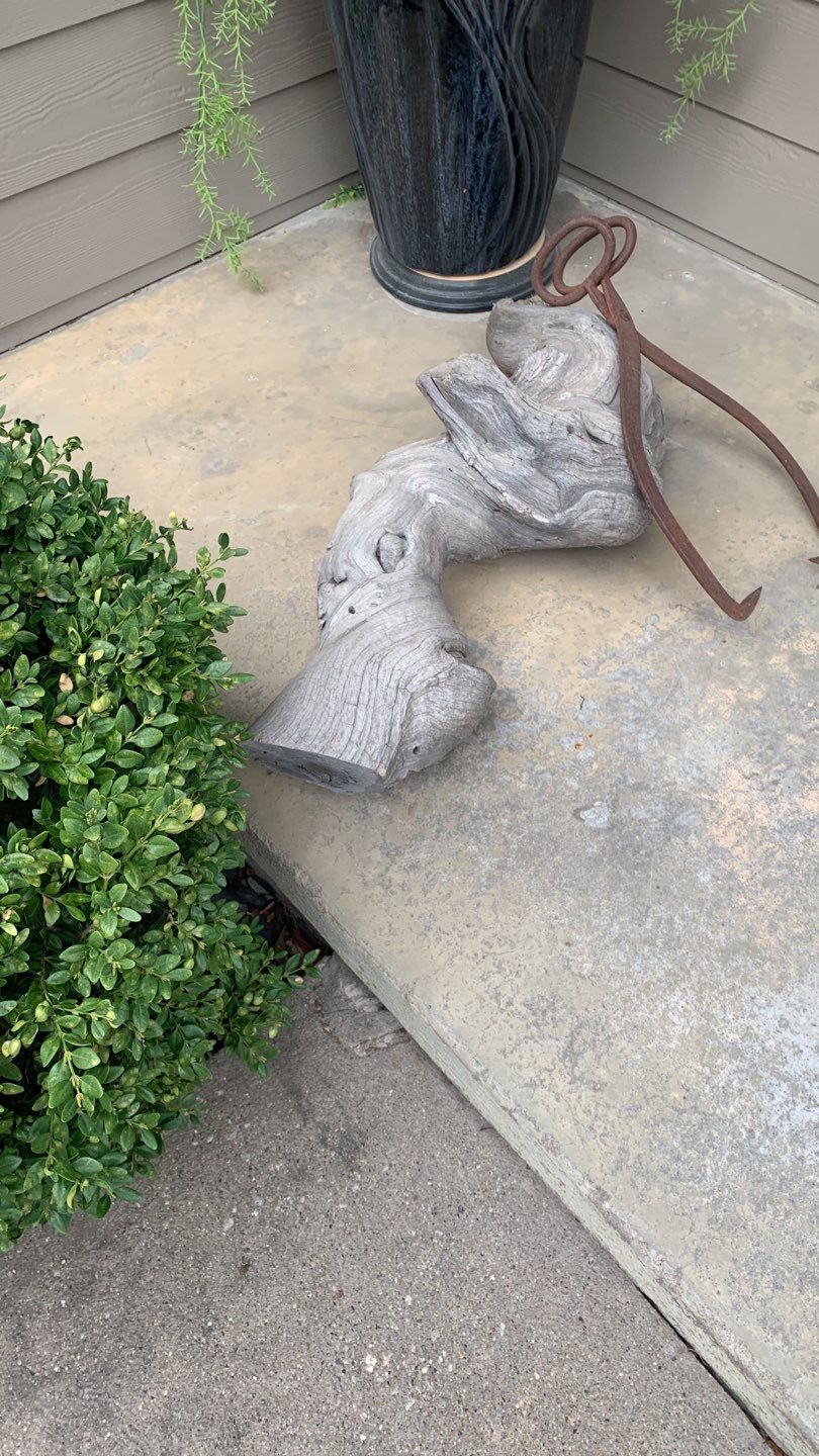 West Des Moines Garage and Patio Floor Coating using Pebble Beach Flakes by Revival Concrete Coatings, LLC