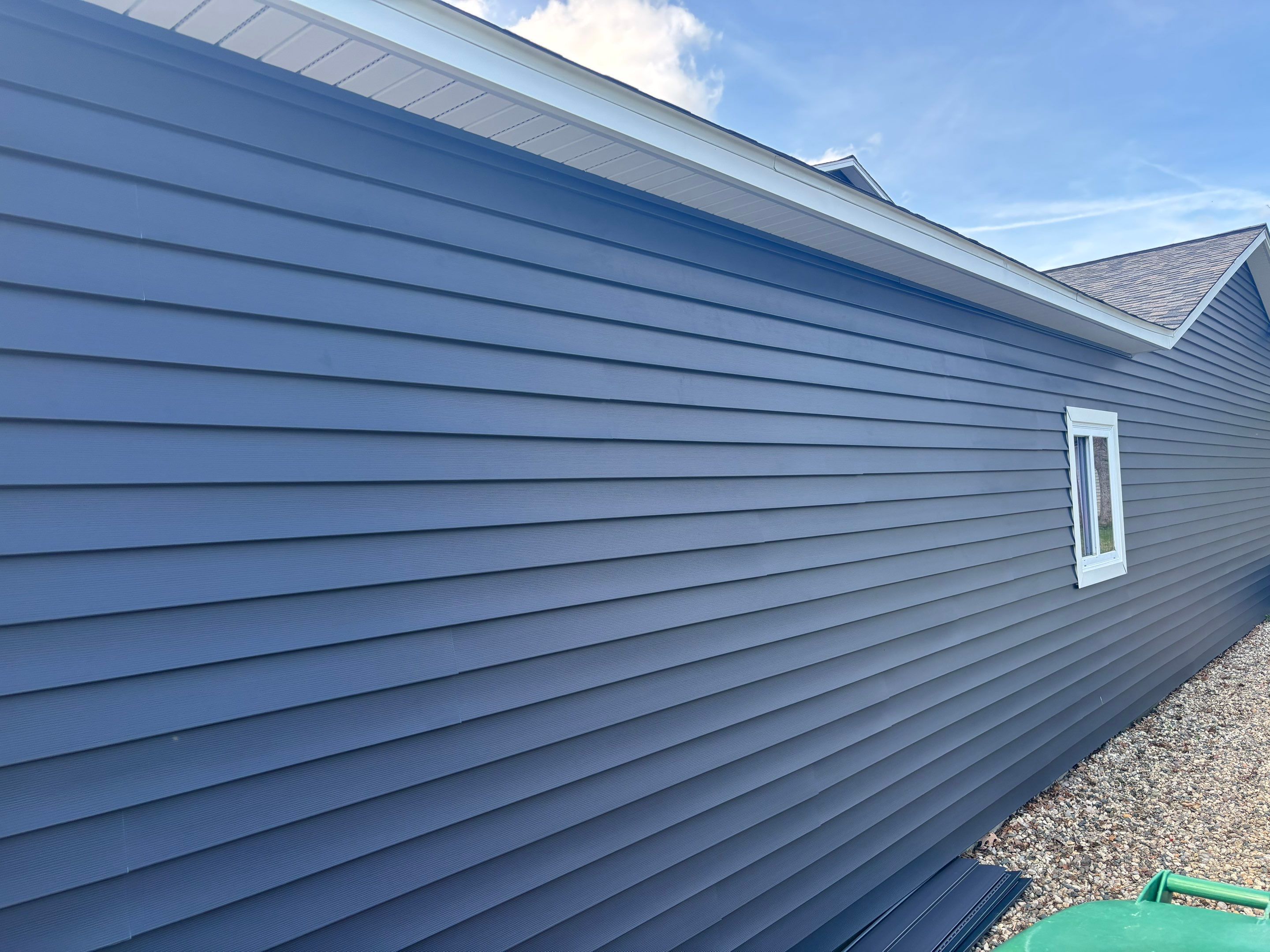 Siding Replacement using Alside Charter Oak D4.5" by 180 Contractors