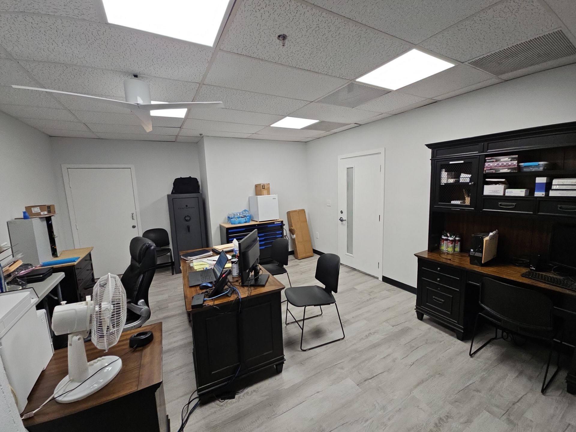 C-Store renovation at Dallas Life by EL-GC LLC 