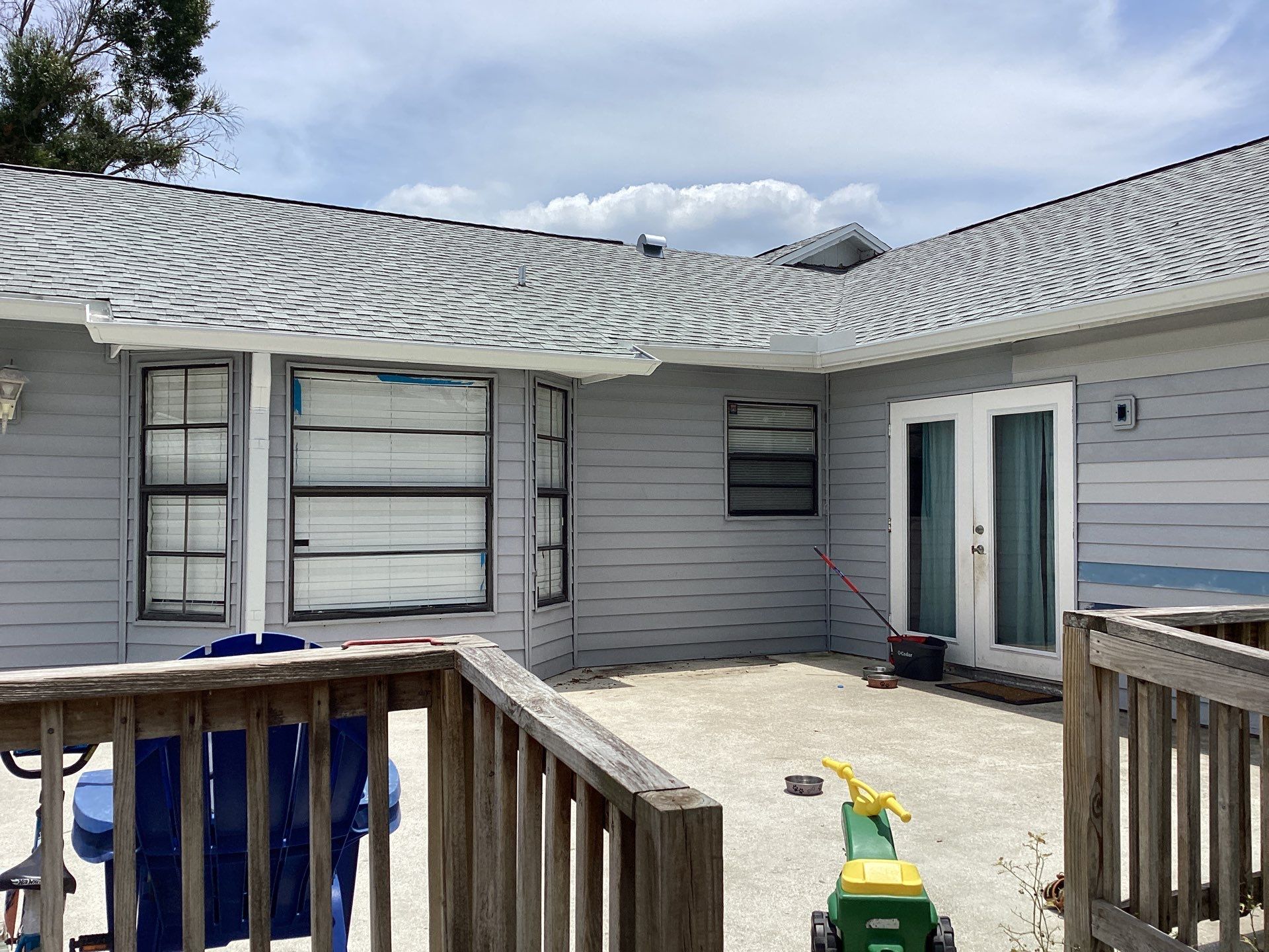 Aluminum Seamless Gutters using Splash Guard in Cape Coral FL by Gutter Professors