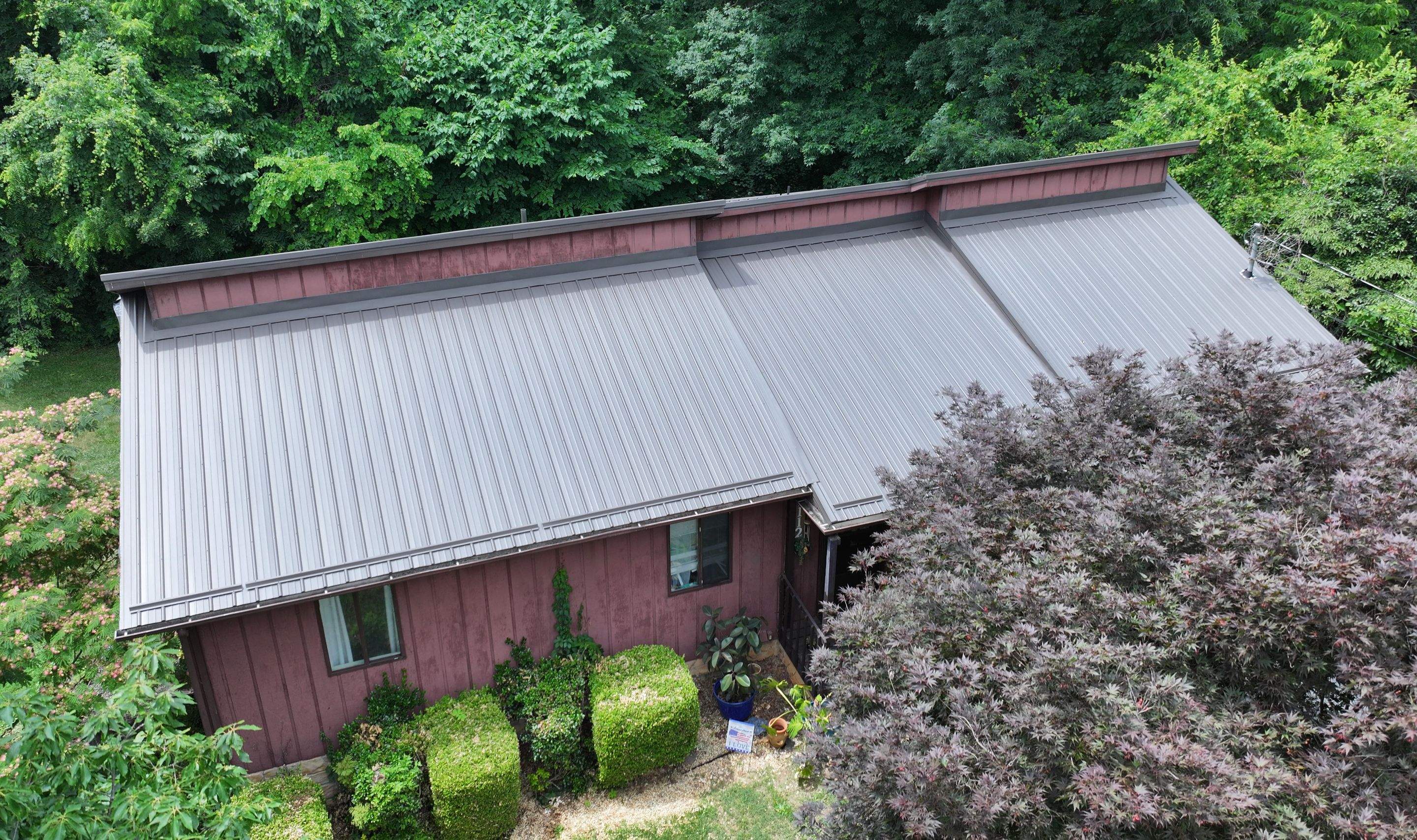 Boggs Residence by Omnia Roofing