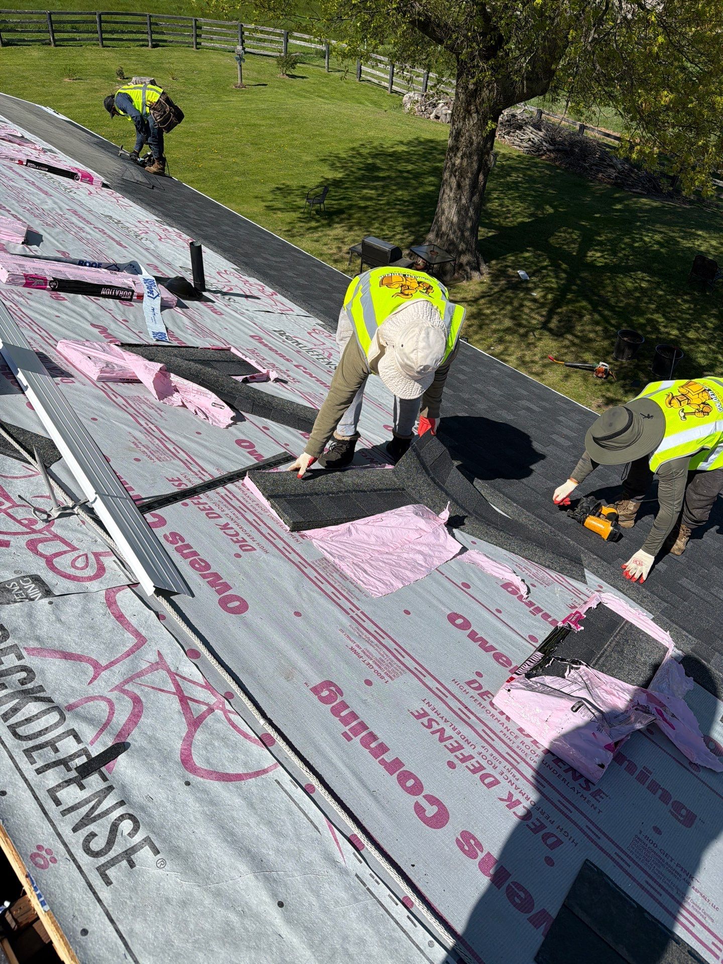 Owens Corning Duration: Onyx Black in Burlington, Connecticut by Golden Shield Roofing