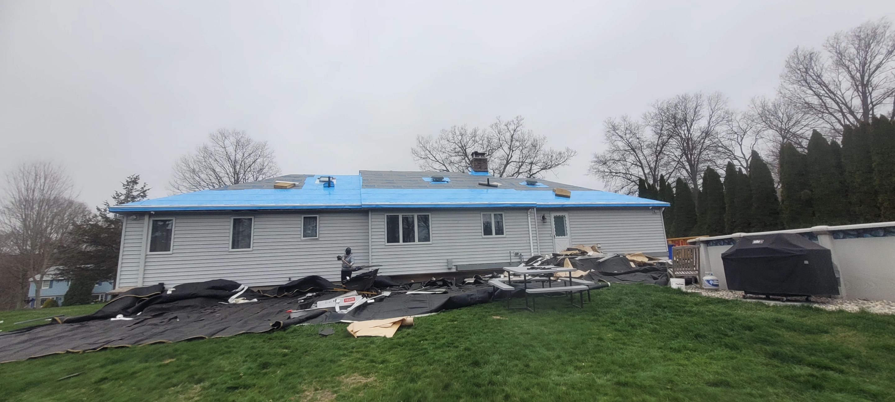 Asphalt shingles professionally installed in Cromwell, CT by DiGiorgi Roofing & Siding INC by DiGiorgi Roofing and Siding Inc