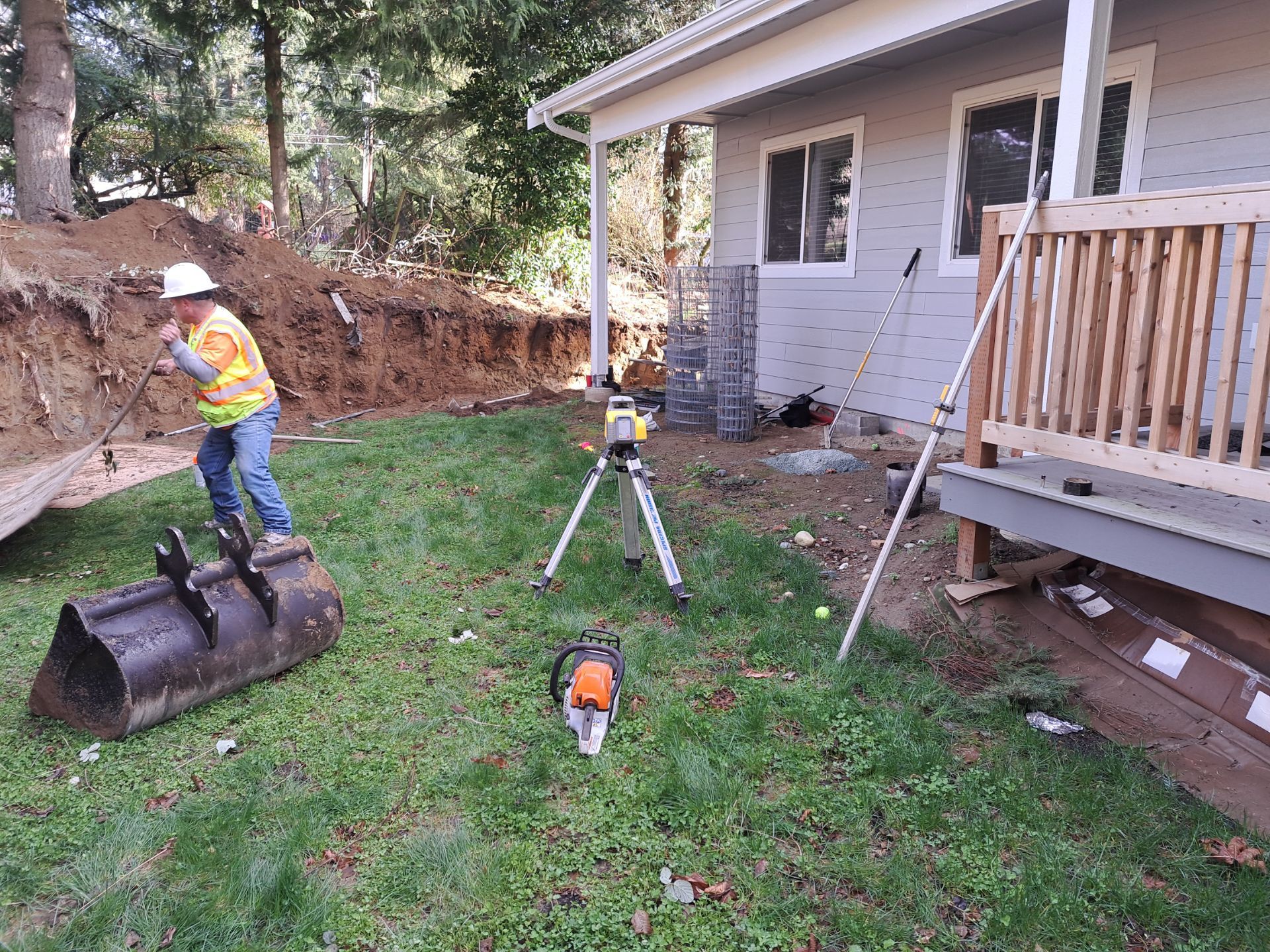 Retaining Wall and Backyard Renovation | Everett  by Jireh Asphalt & Concrete Inc 