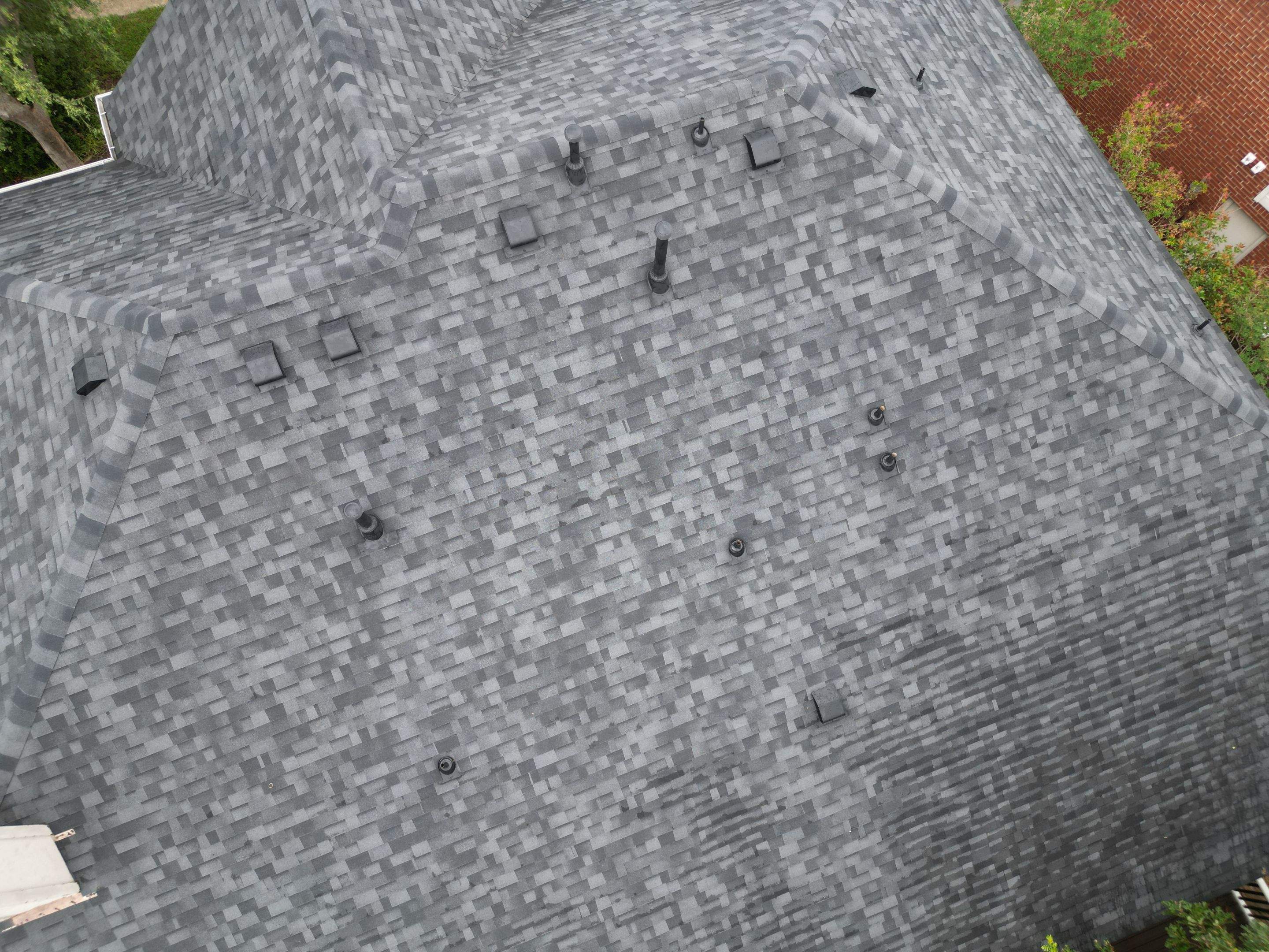 Brilliant Black - Malarkey Vista by RoofsOnly.com