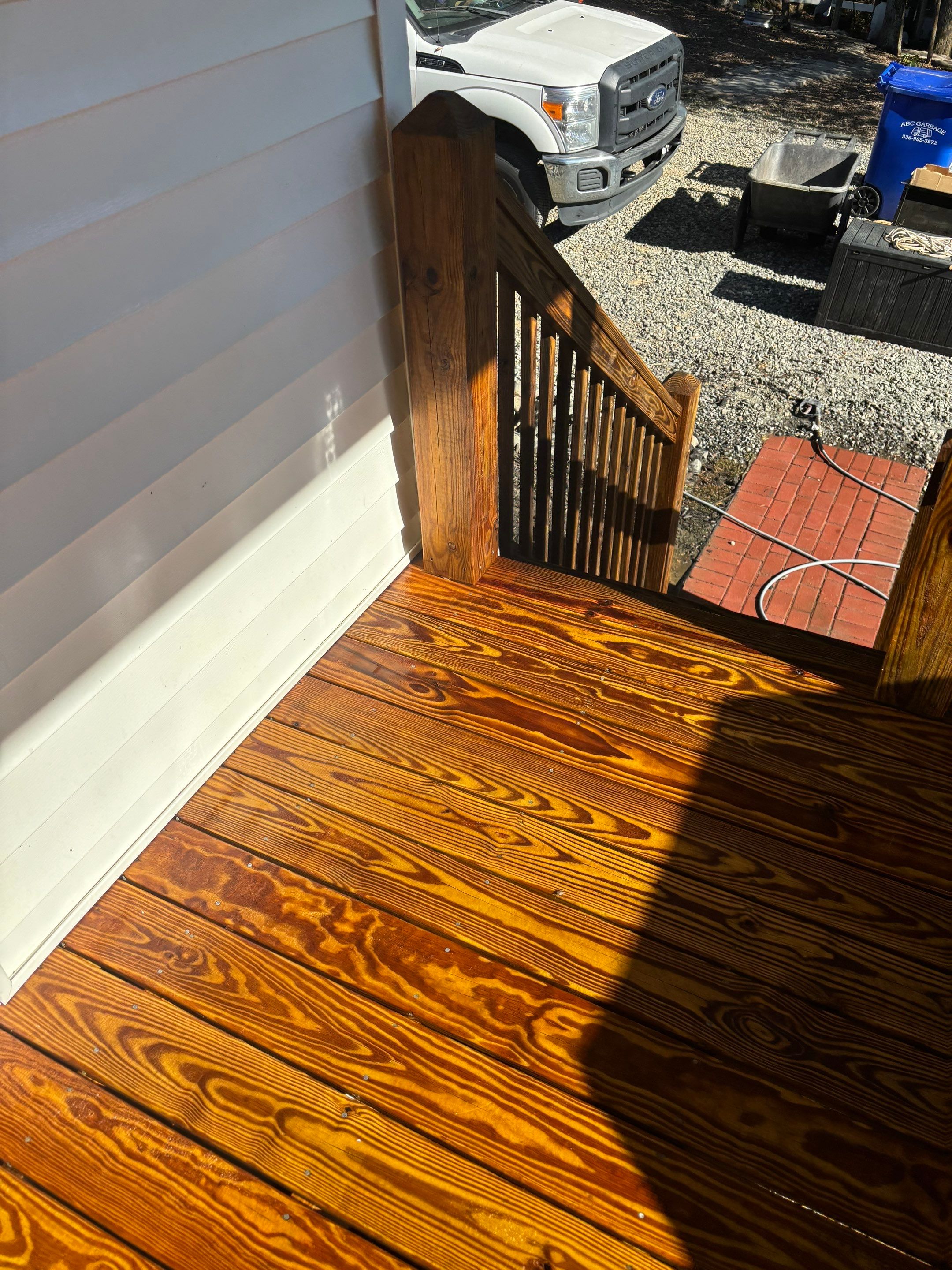 Wood Deck using Wood Sealant by DuraSeal