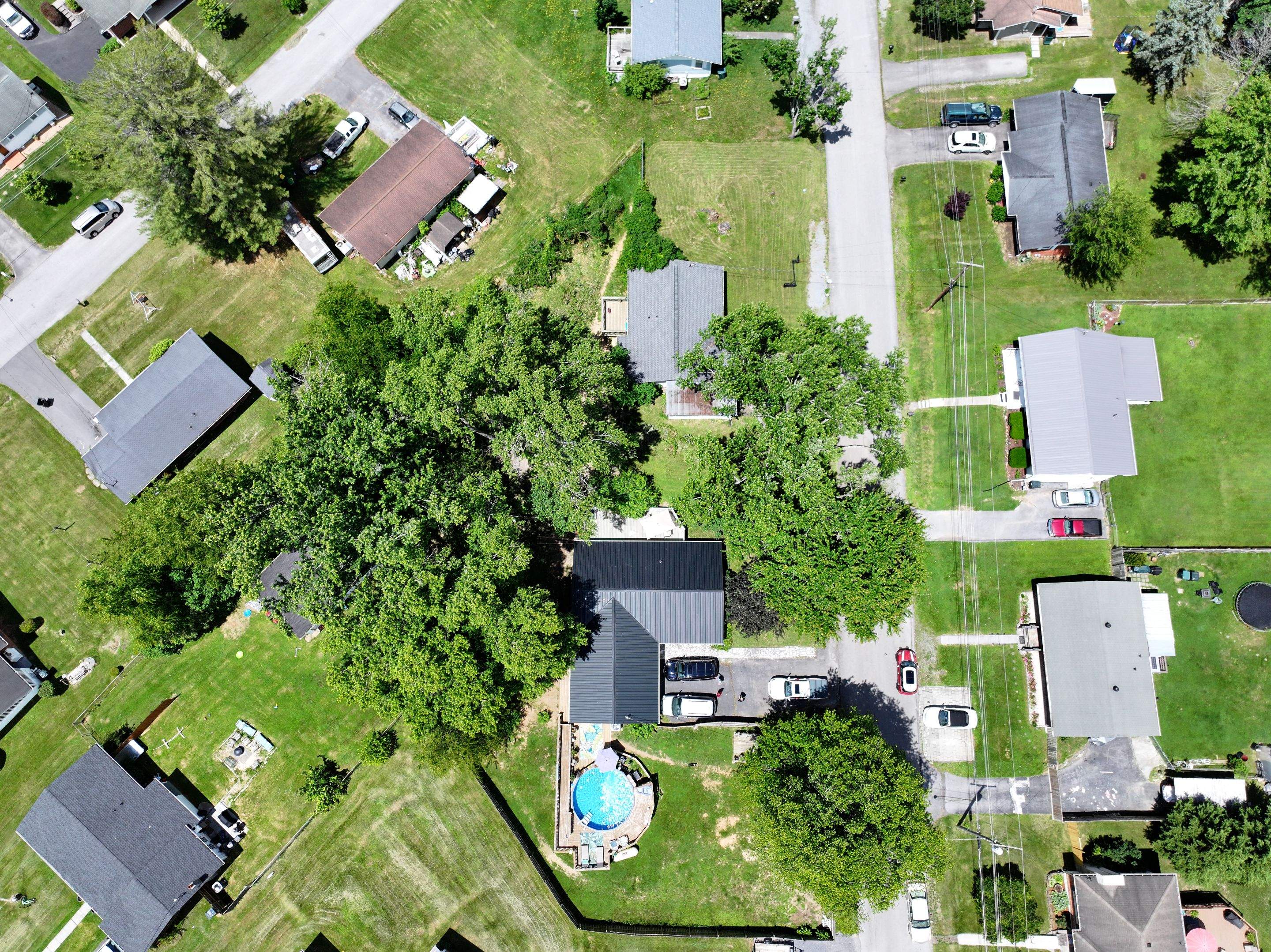 Blevins Residence by Omnia Roofing