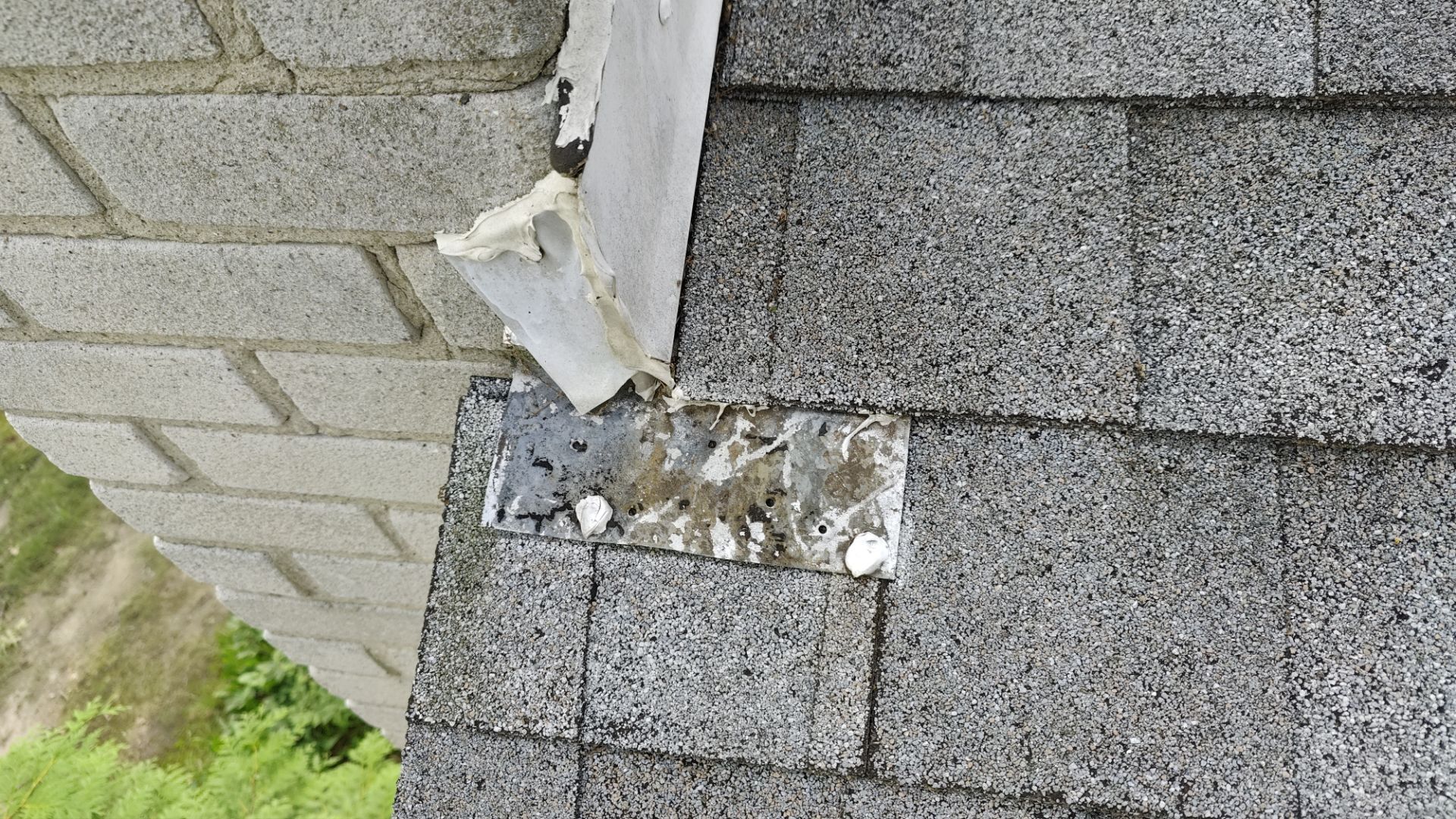 Roof Replacement using Owens Corning Estate Gray by 180 Contractors