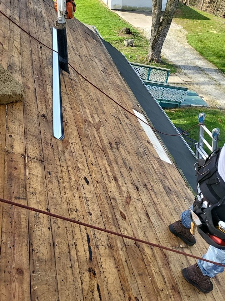 ATLAS PINNACLE COLOR: COASTAL GRANITE DRIP EDGE: BLACK by Eagle Eye Roofing