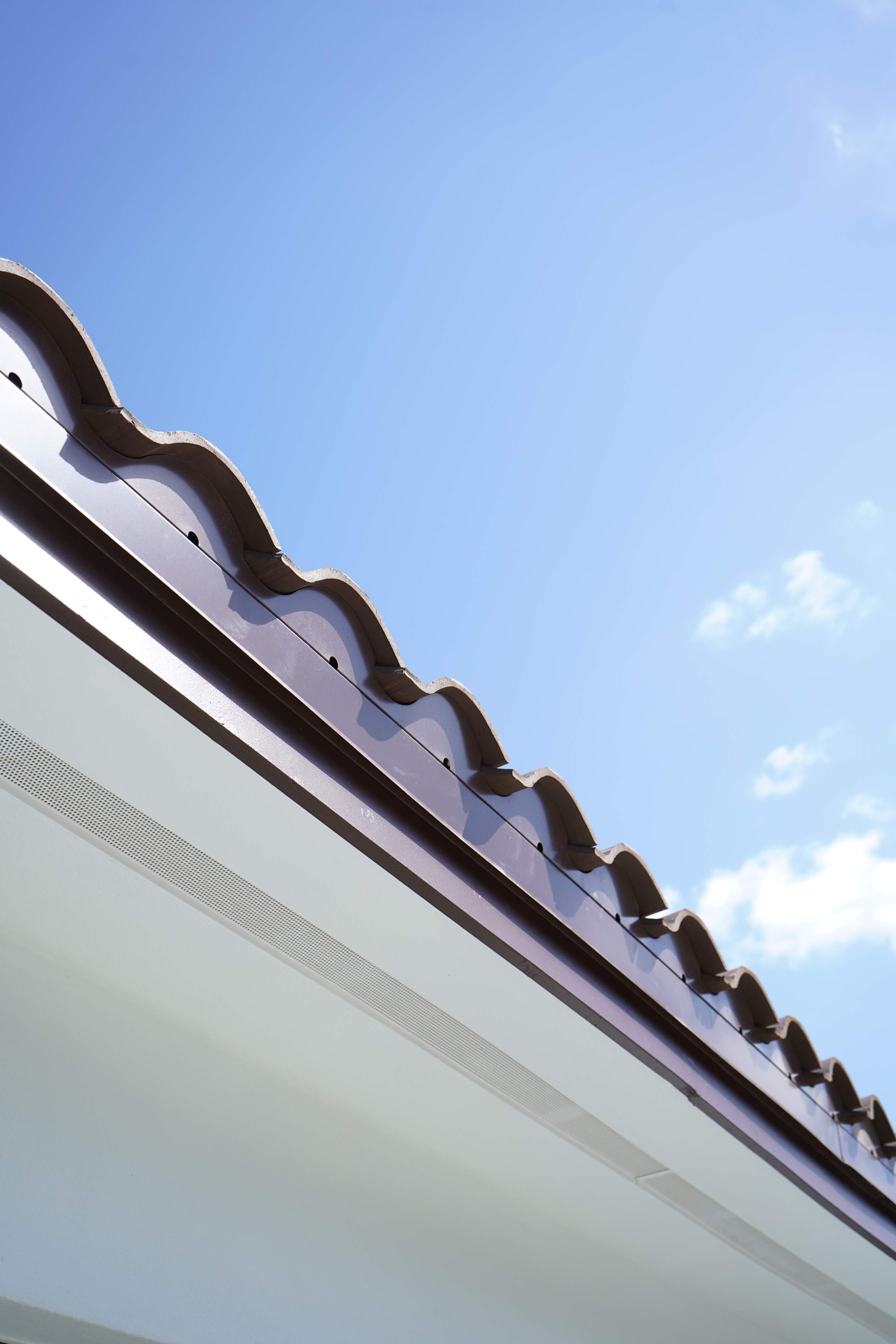 Verea Spanish S - Graphite Color by Istueta Roofing