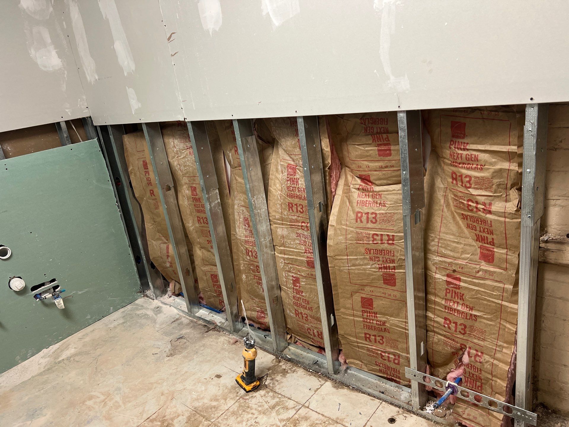 C-Store renovation at Dallas Life by EL-GC LLC 